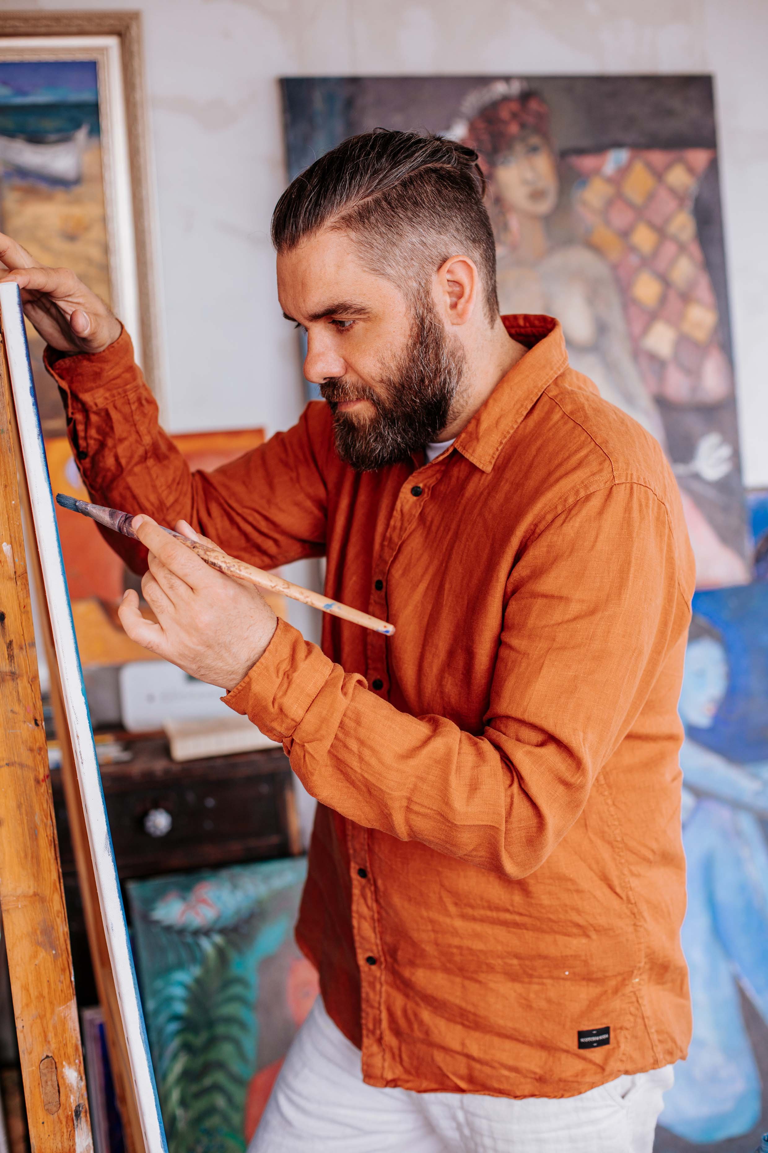 portrait photography painter in his studio