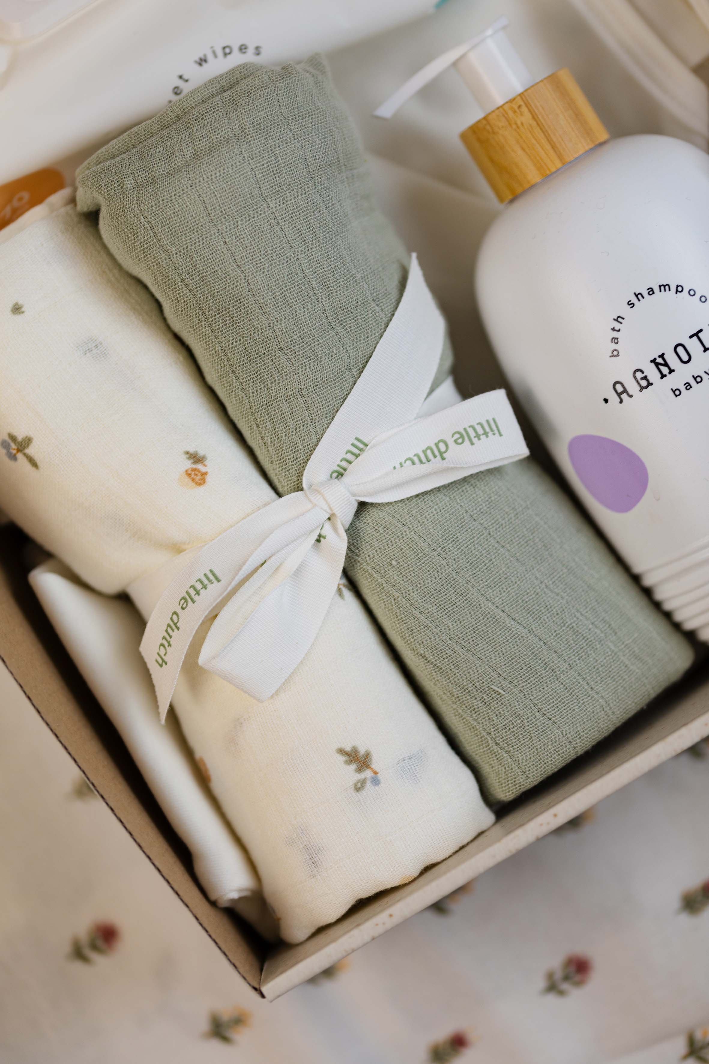 baby product photoshoot little dutch agnotis baby care