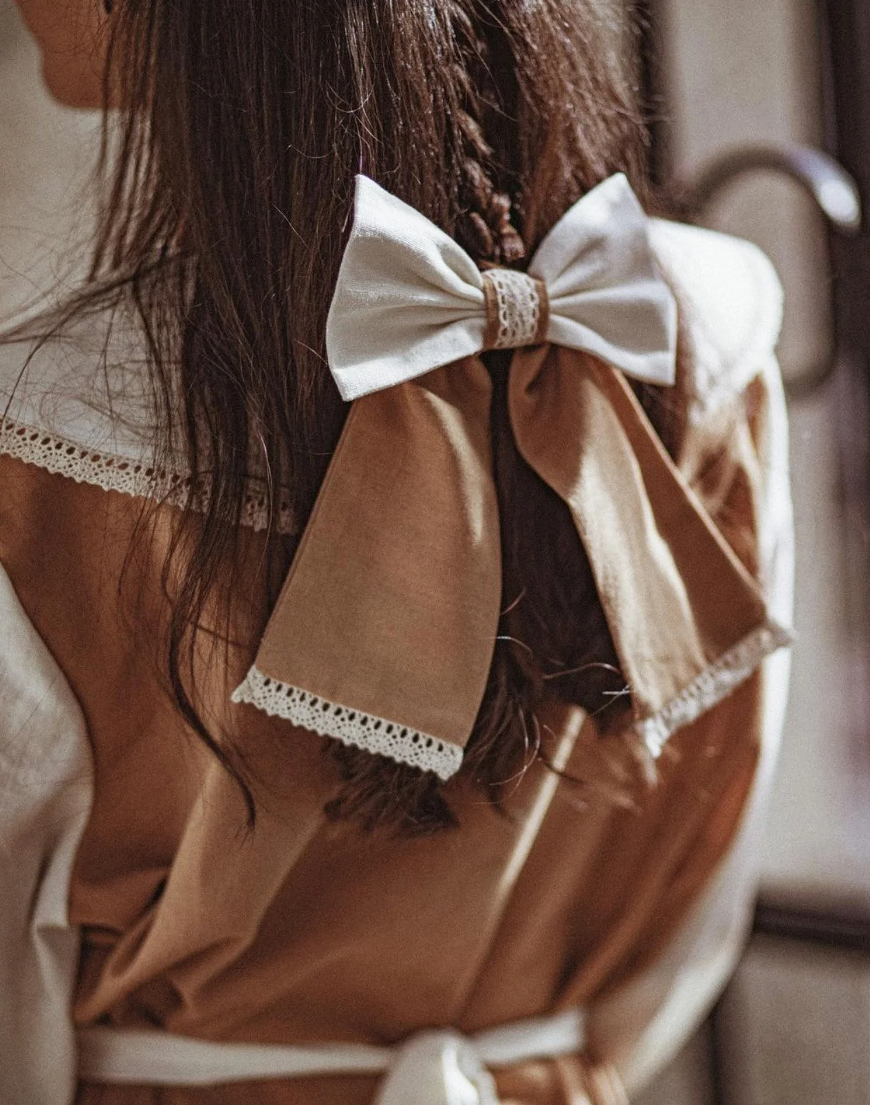 detailed photoshoot ribbon