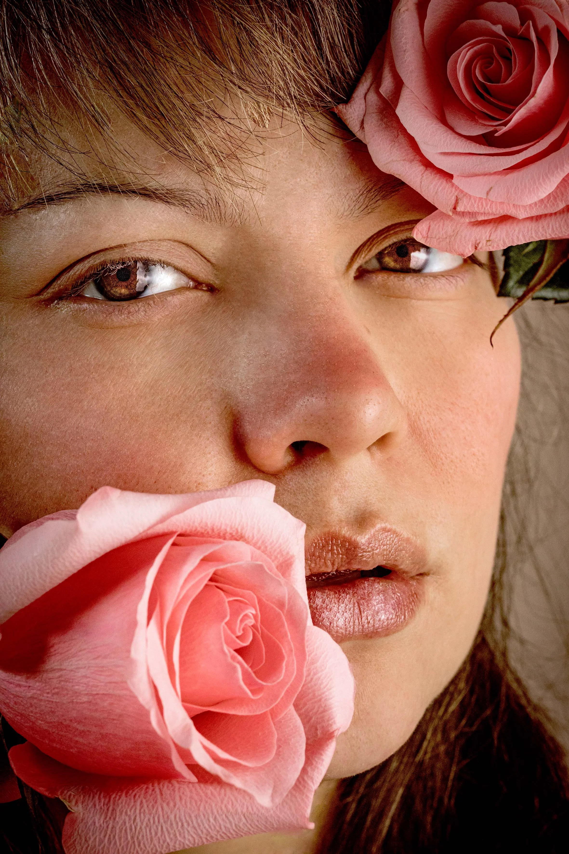 a gentle girl with roses flower photography
