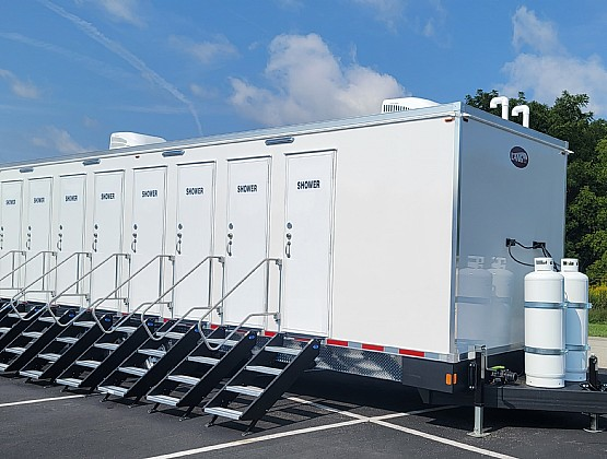 8 Private Station Shower Trailer