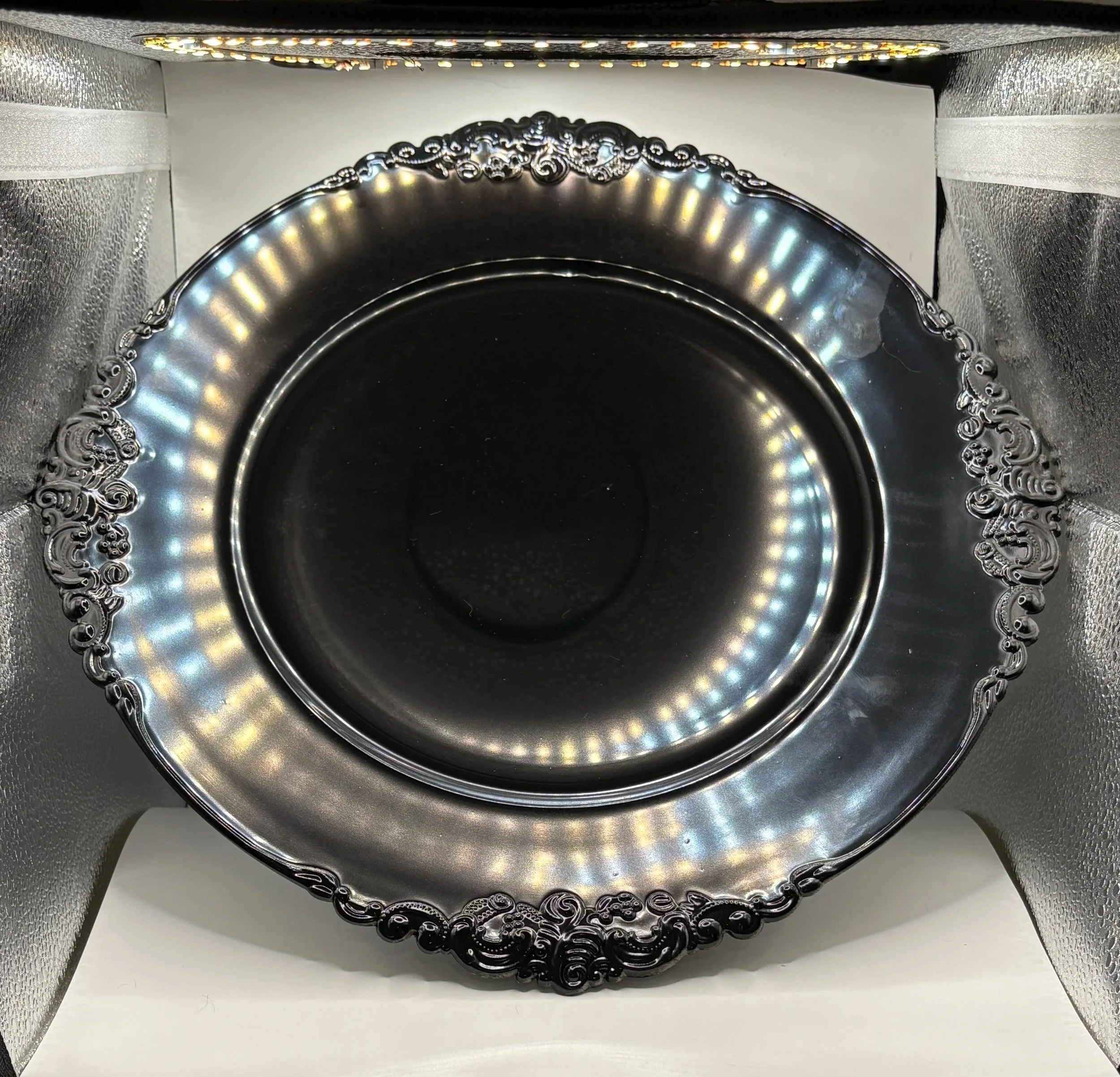 Black Vintage Charger