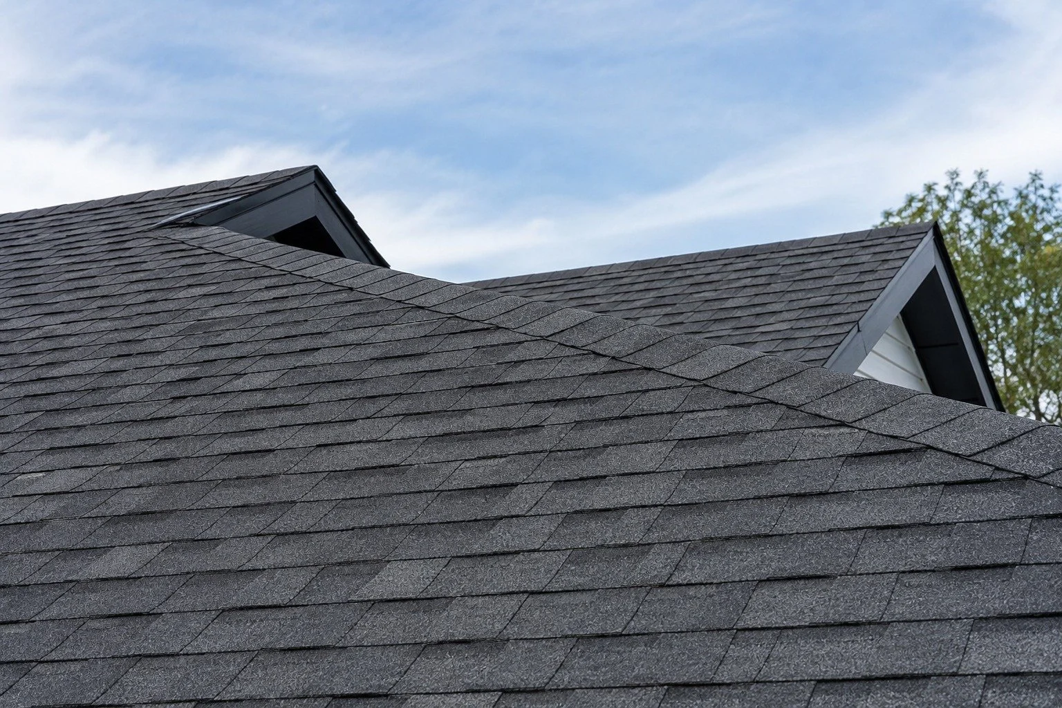 Need a new roof?

Whether your roof has storm damage, missing shingles, leaks, or it's simply time for an upgrade, we're here to help. We provide roof repairs and full roof replacements.

701-.621.0180

P.S. We install commercial garage doors too.