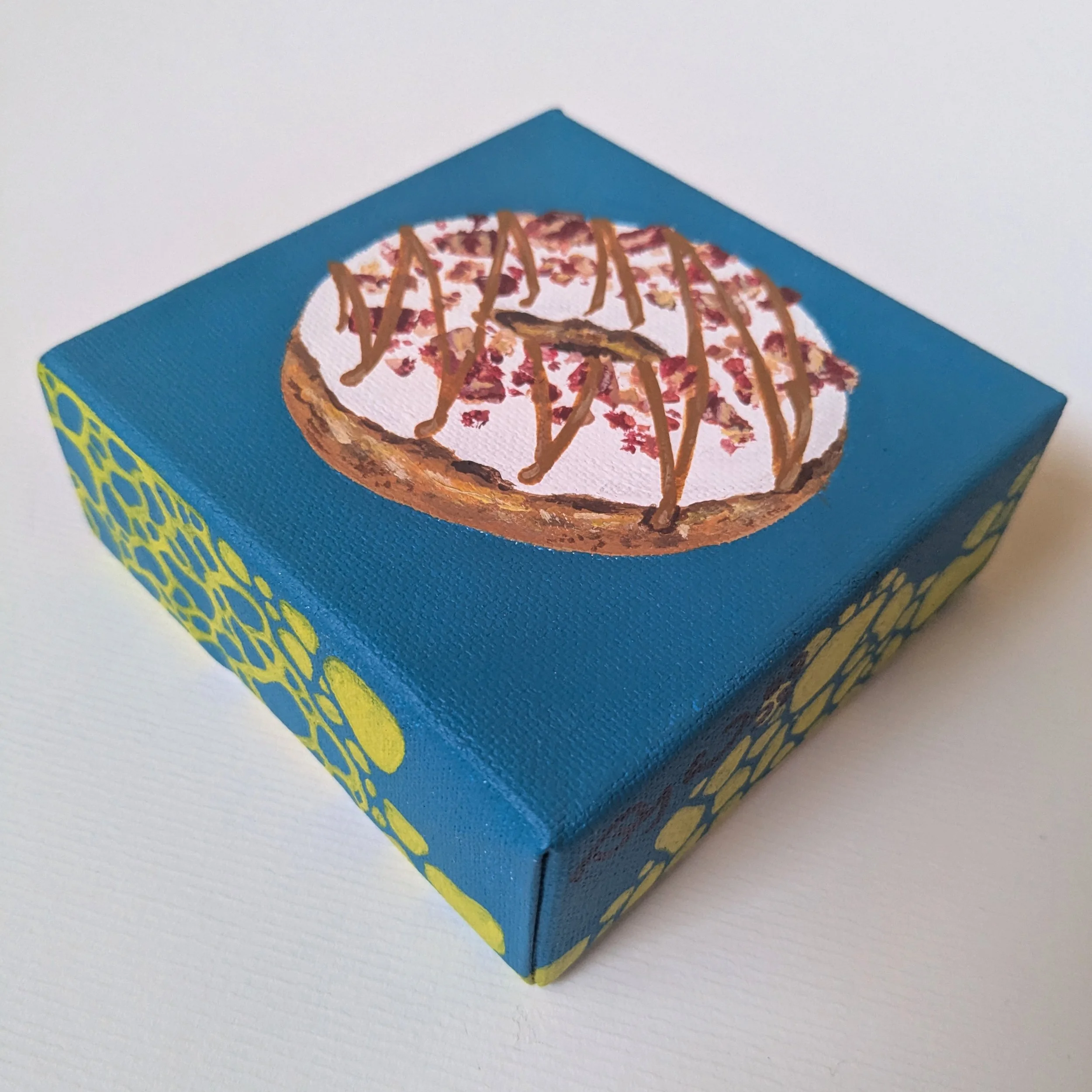 4x4-Donut-baconbitsonteal-bottom.jpg