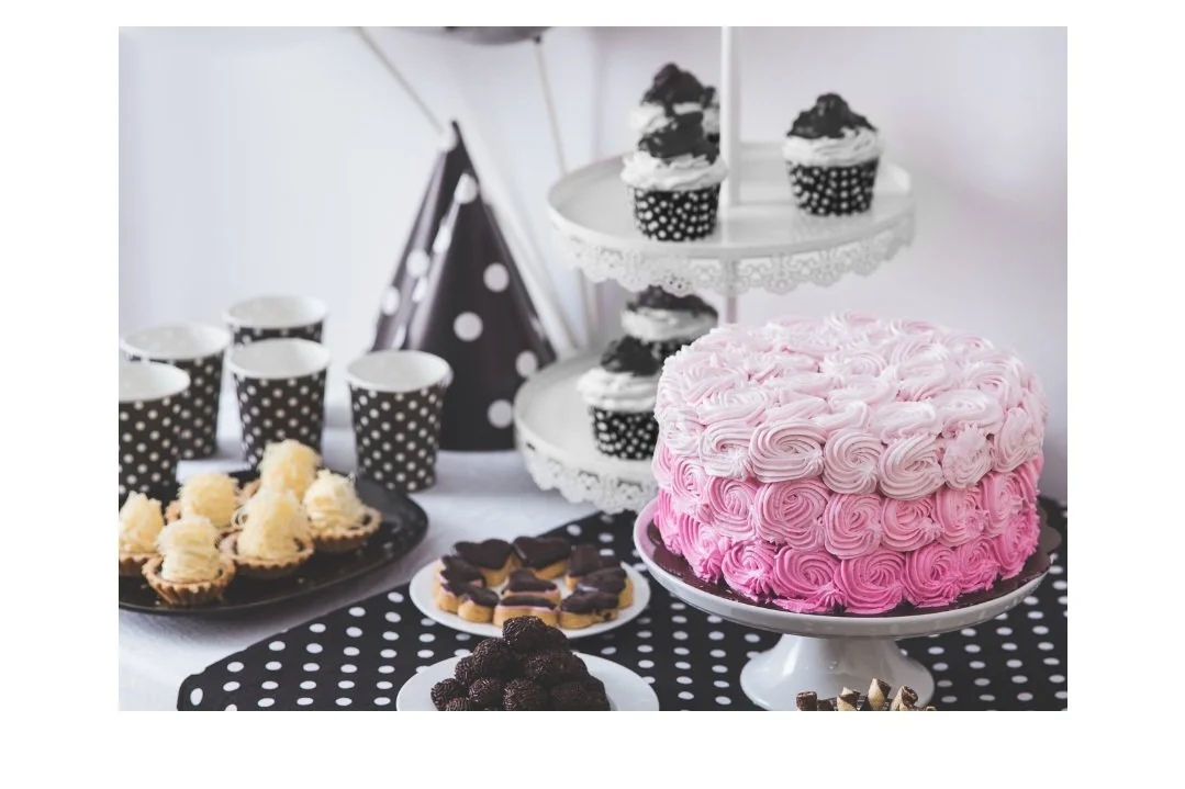 birthday party cake and decorations