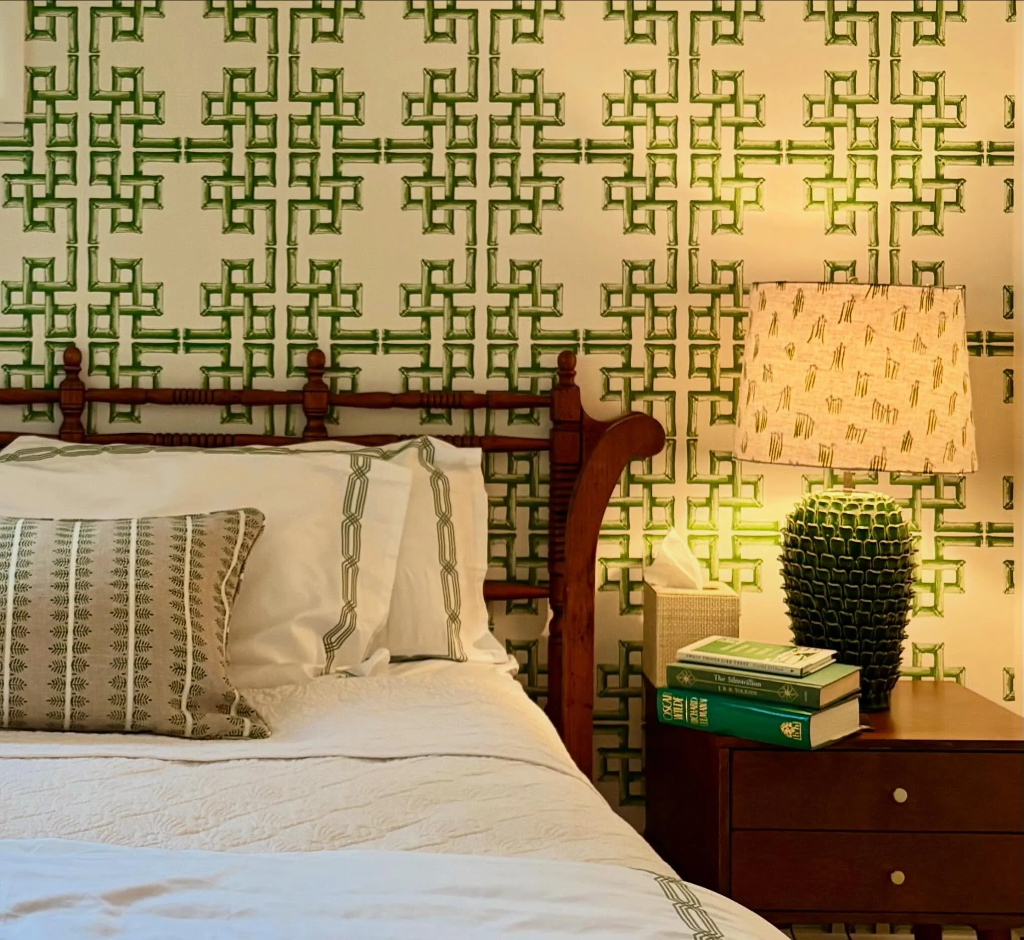 Bedroom makeover!

From dark and tired to a happy mood board, which then came alive!! The glorious vintage bed and bench set the tone for this garden inspired bedroom, which went from drab to a green oasis. 

#wallpaper #bedroommakeover #customwindow