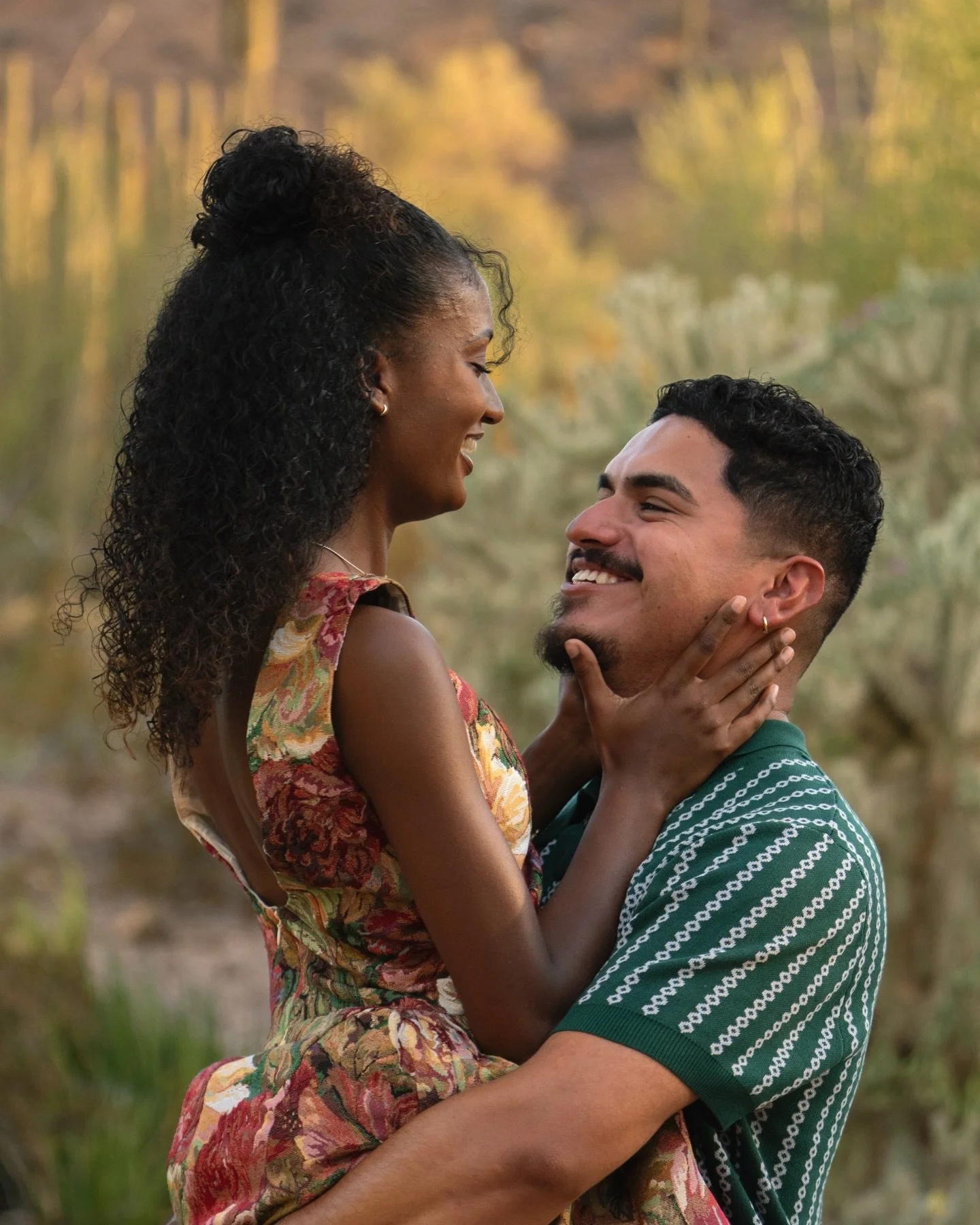 Let me be the third wheel on your next date! 
.
.
.
.
.
#azcouples
#aztravel
#azcouplesphotographer 
#azphotographer
#couplesphotographer 
.
.
.
📍Locations: 
Arizona. Phoenix. North Phoenix. South Phoenix. Tempe. Glendale. Paradise Valley. Scottsdal