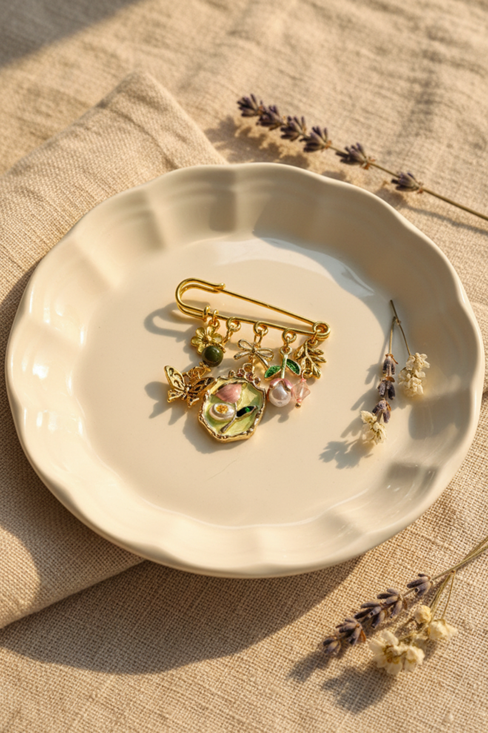 Studio Dispatch 6_Pin_1.png