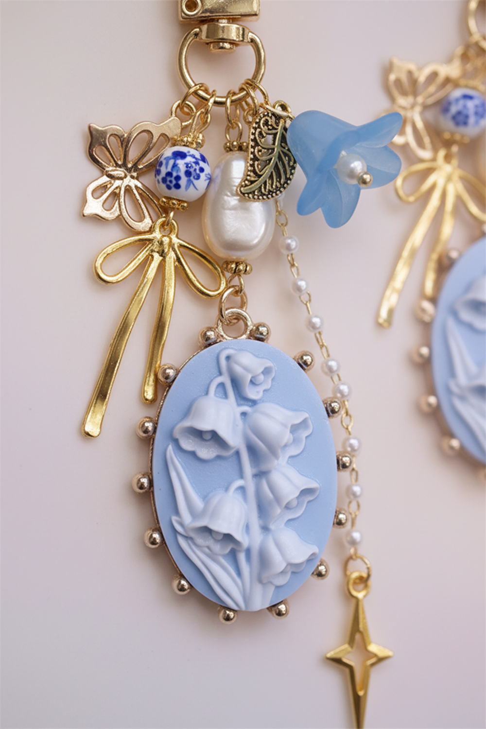 GHGBAGCHARM1_Pin 7.png
