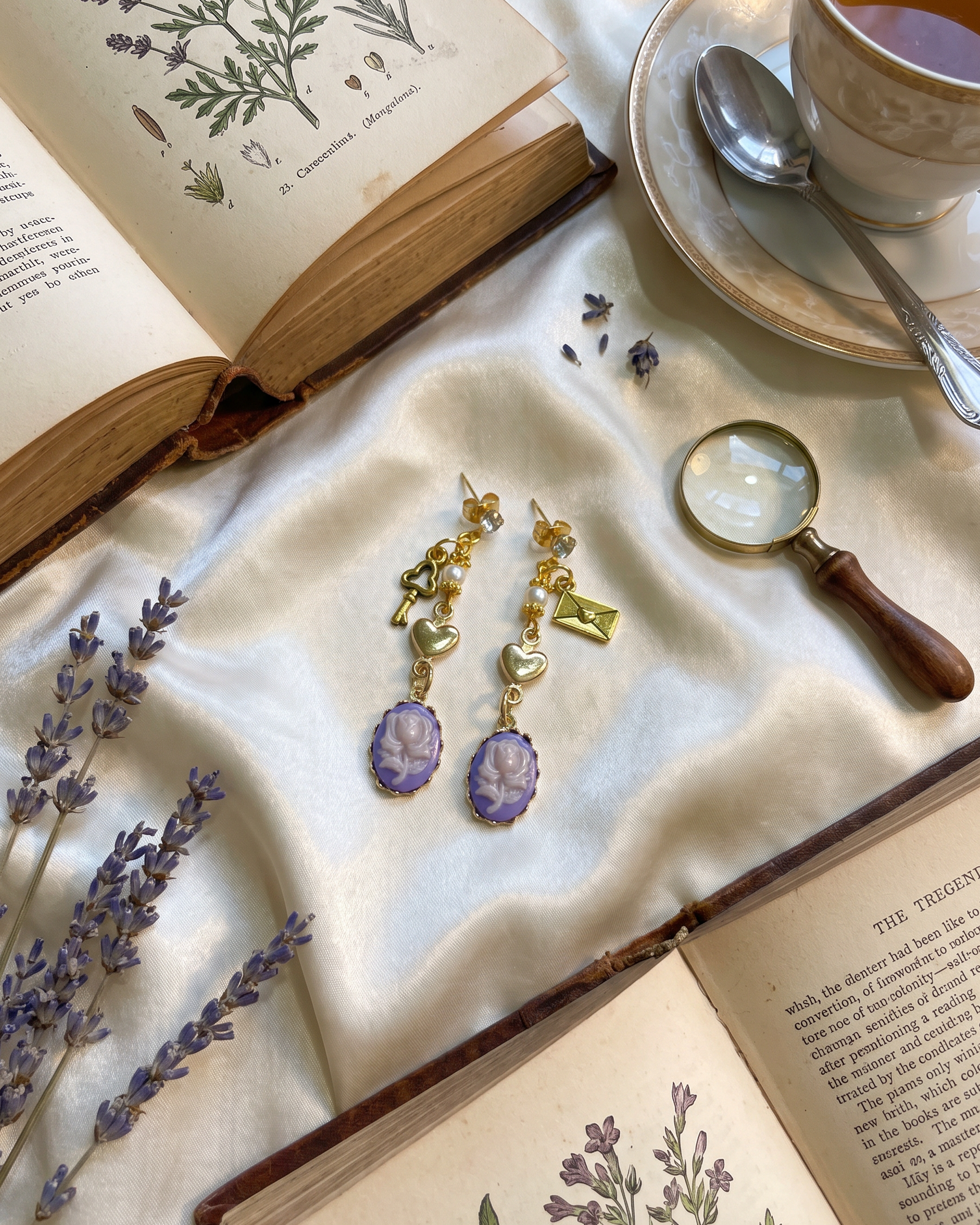 The Quiet Corner Earrings