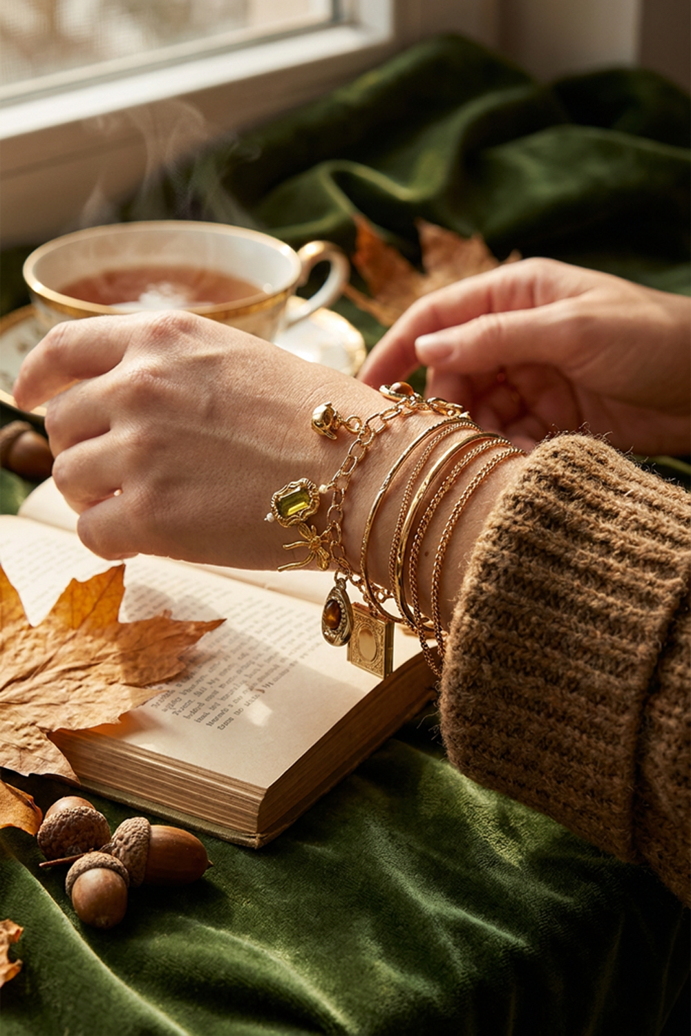TILBRACELET1_PIN 7.png