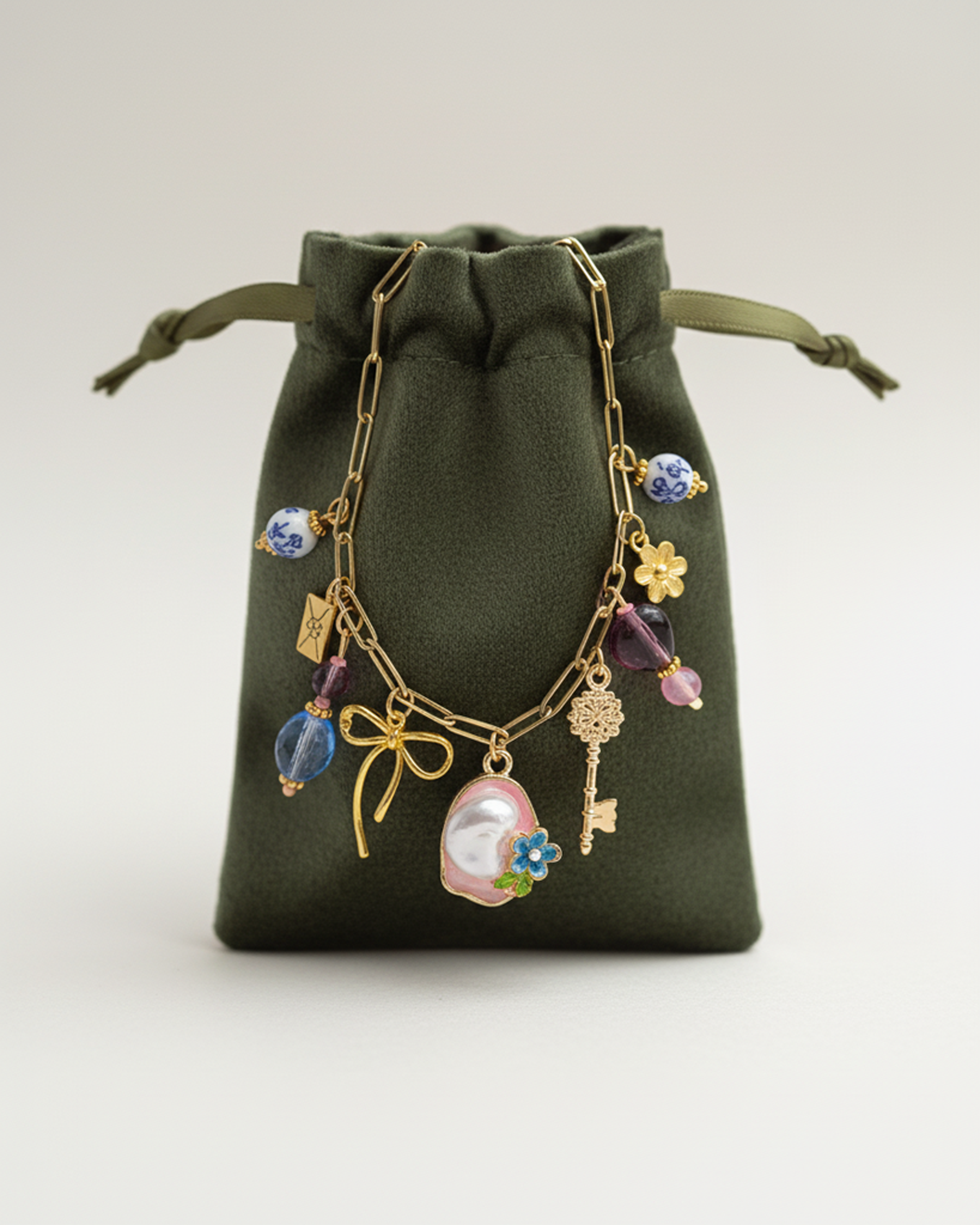 Packaging mockups_21.png