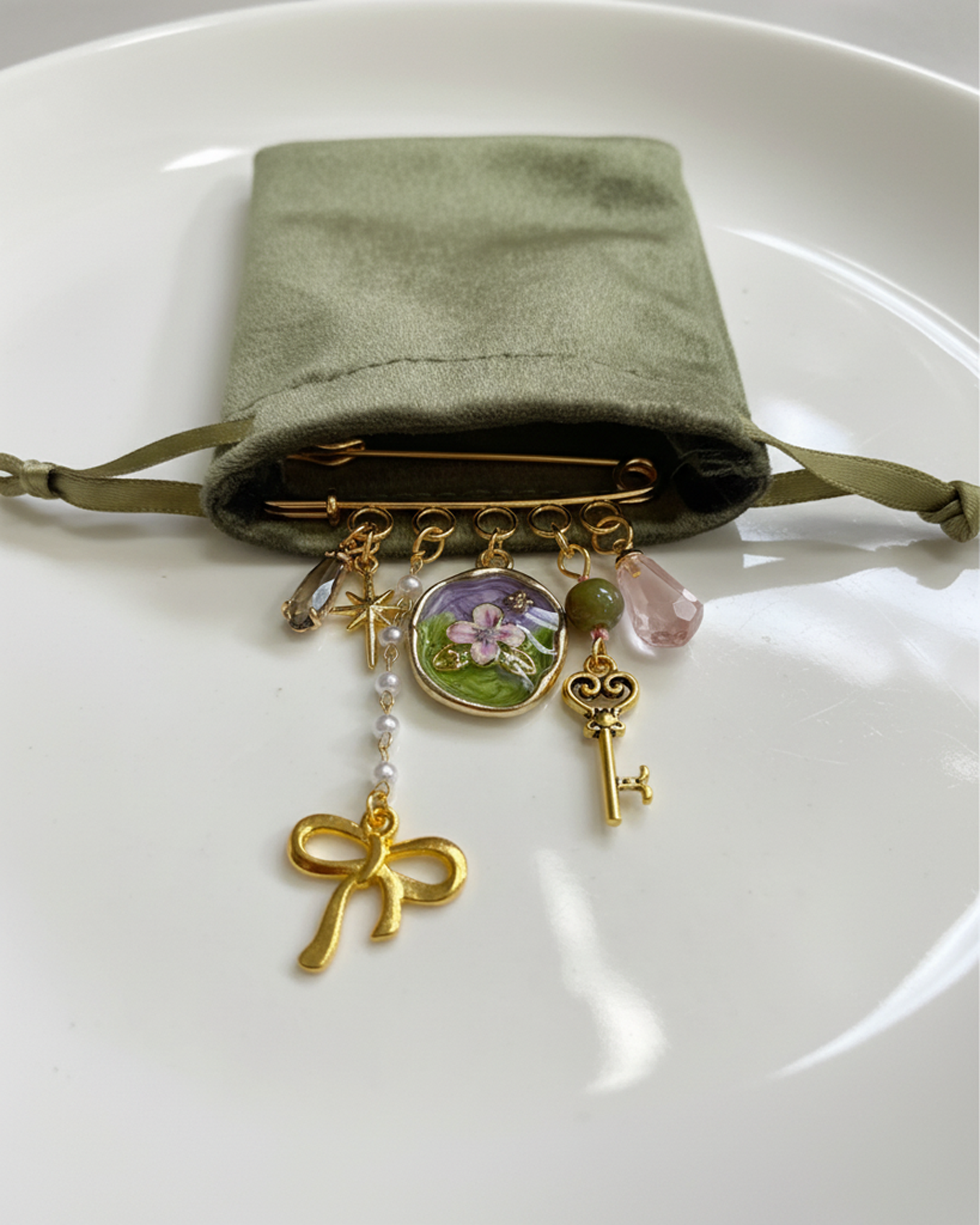 Packaging mockups_15.png