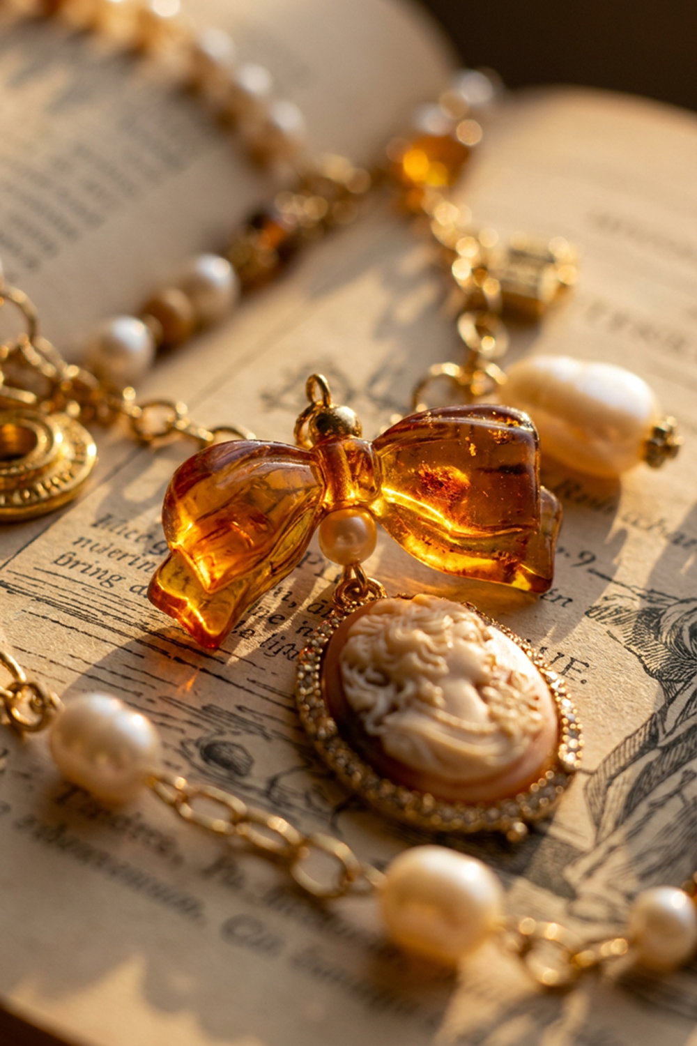 TILNECKLACE1_PIN 3.png