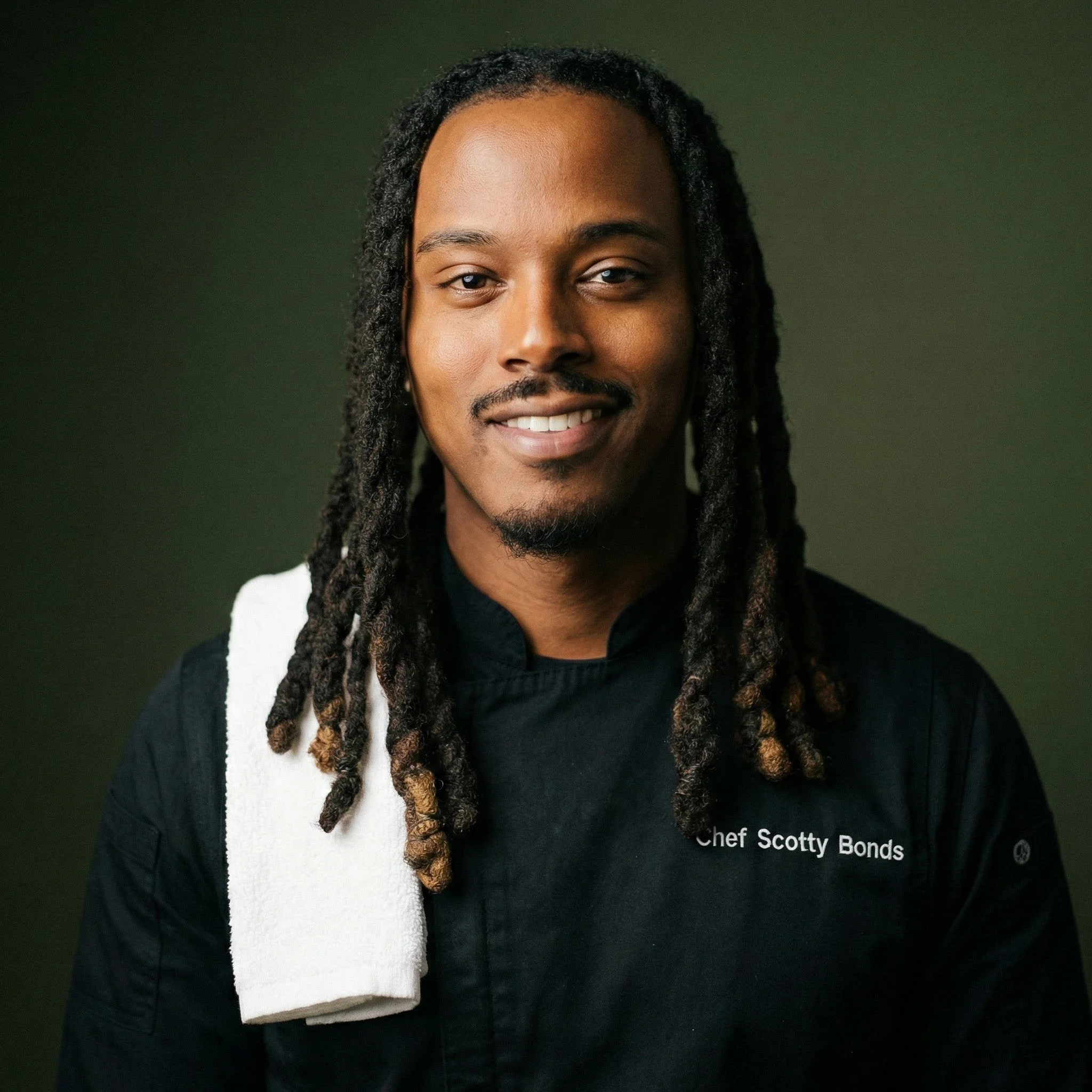 Chef Scotty Bonds | Episode 005 | From Cupcakes to Celebrity Kitchens