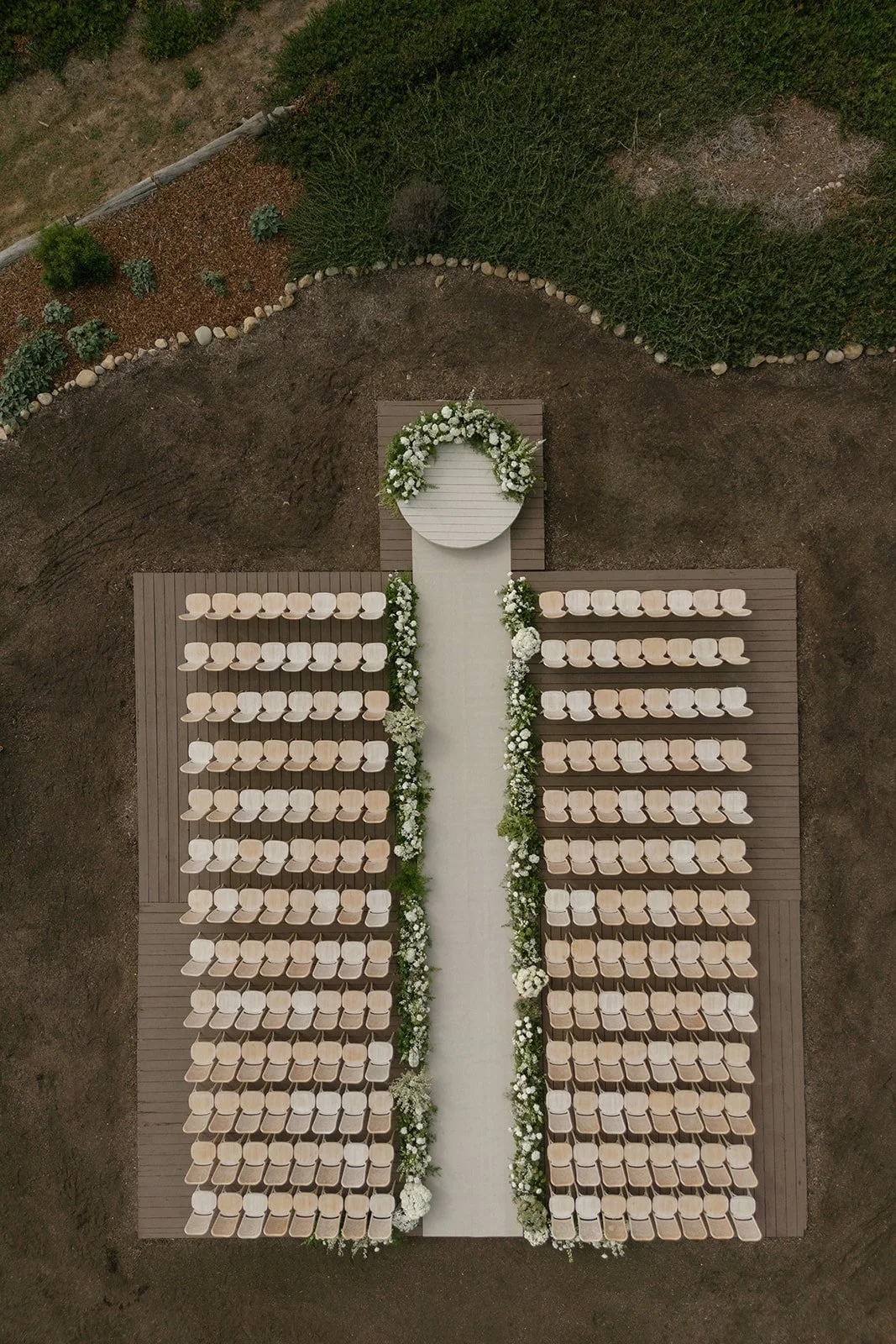 Jenny Quicksall Photography 
Partnered with The Oak and Owl florals