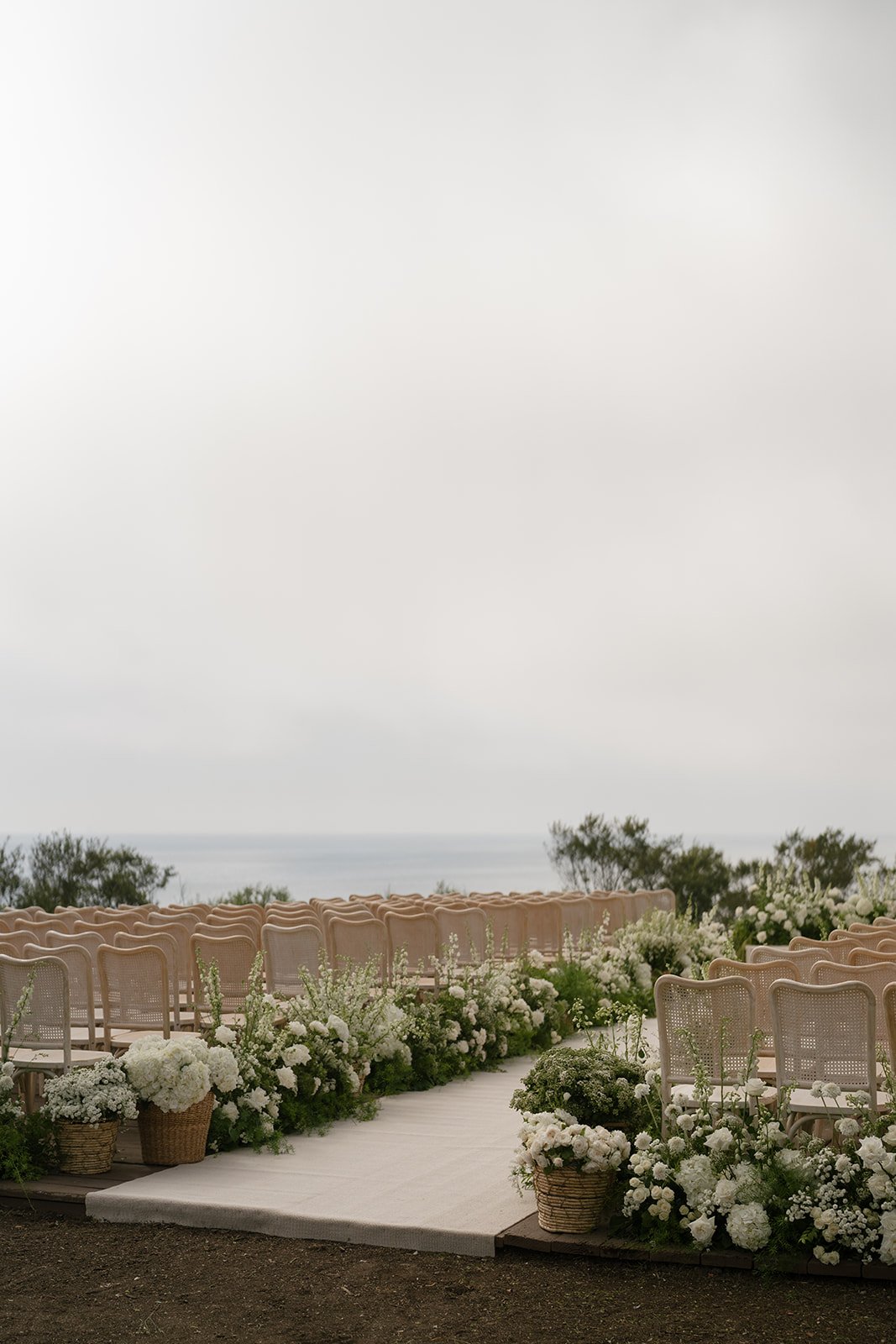 Jenny Quicksall Photography 
Partnered with The Oak and Owl florals