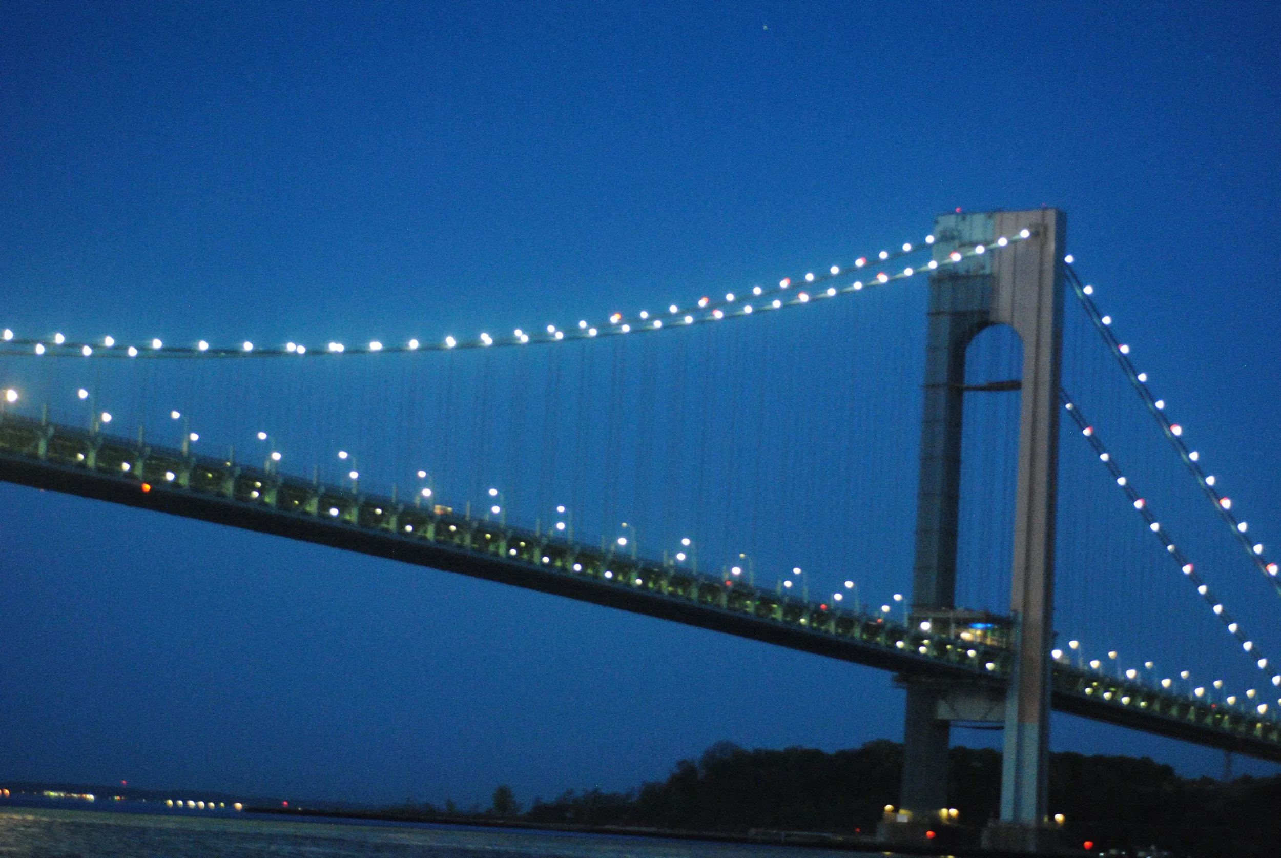 Verrazano_dawn.JPG