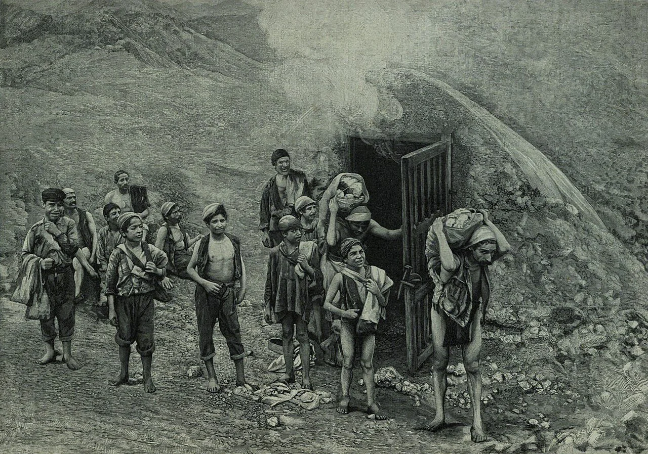 Sicilian sulfur miners in the 1890s
