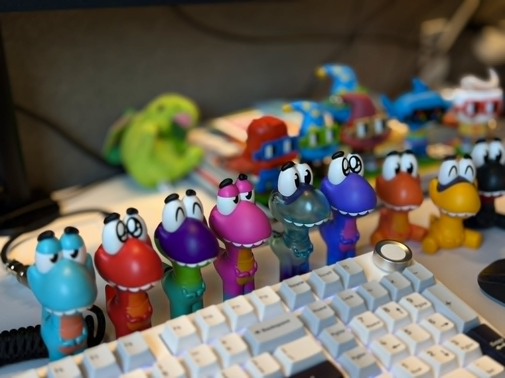 claynosaurz figures