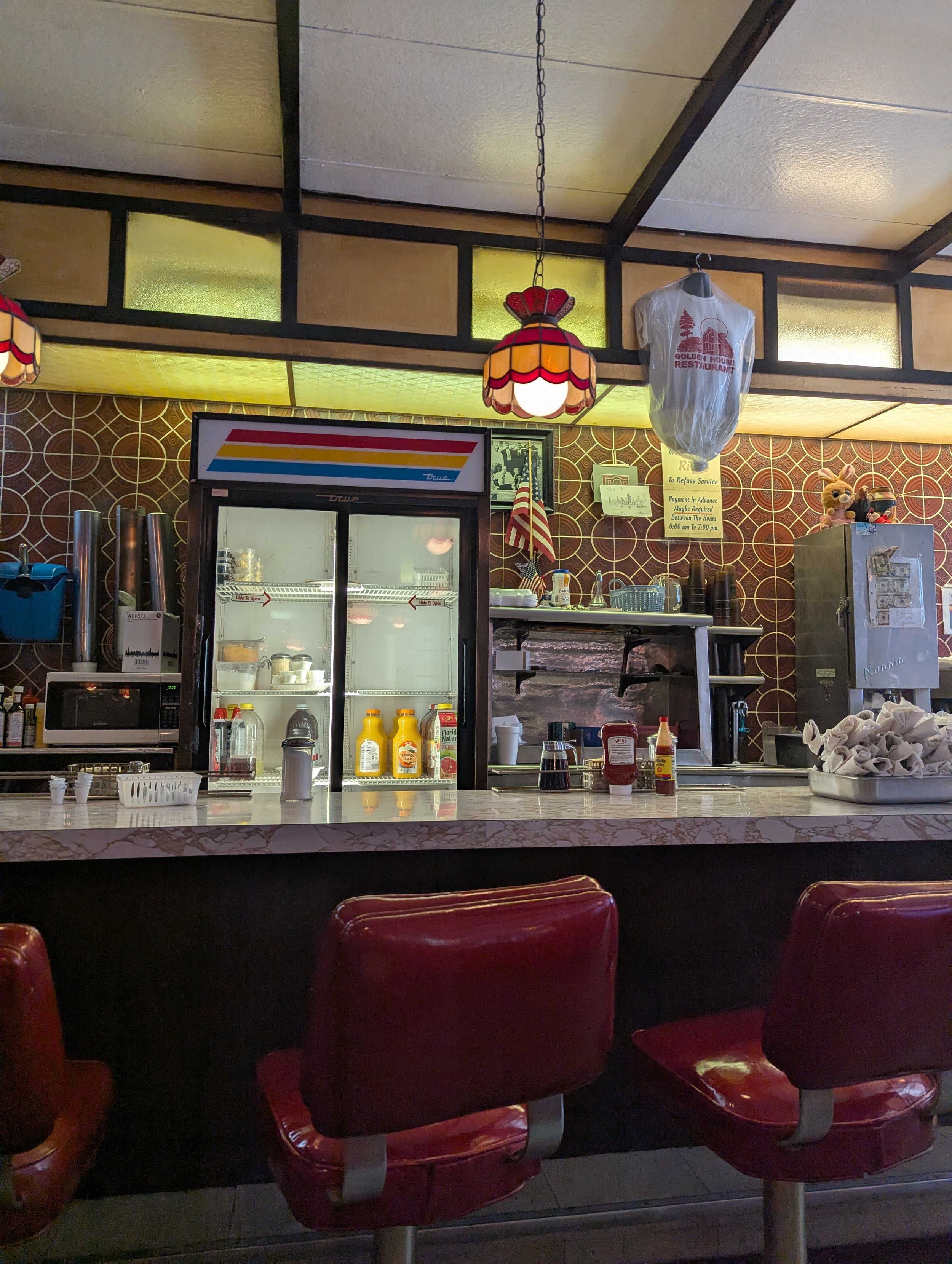 Golden House Diner, Chicago, Uptown, Patsy Pies
