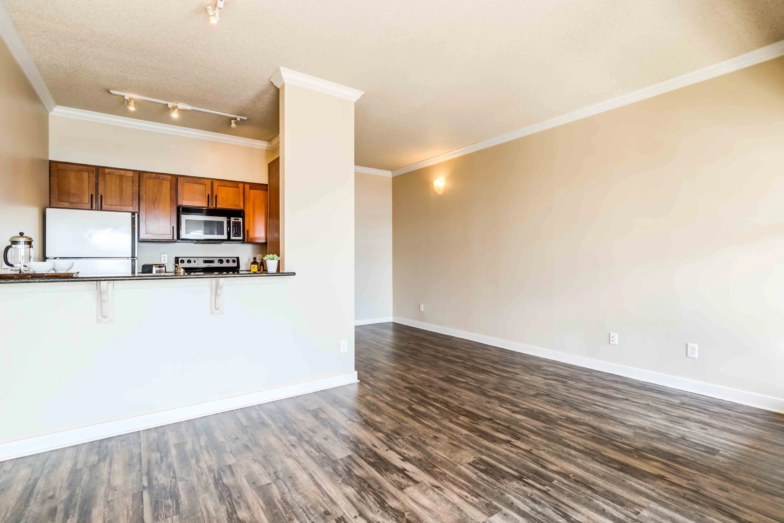 Post Alley Court-POI-011.jpg