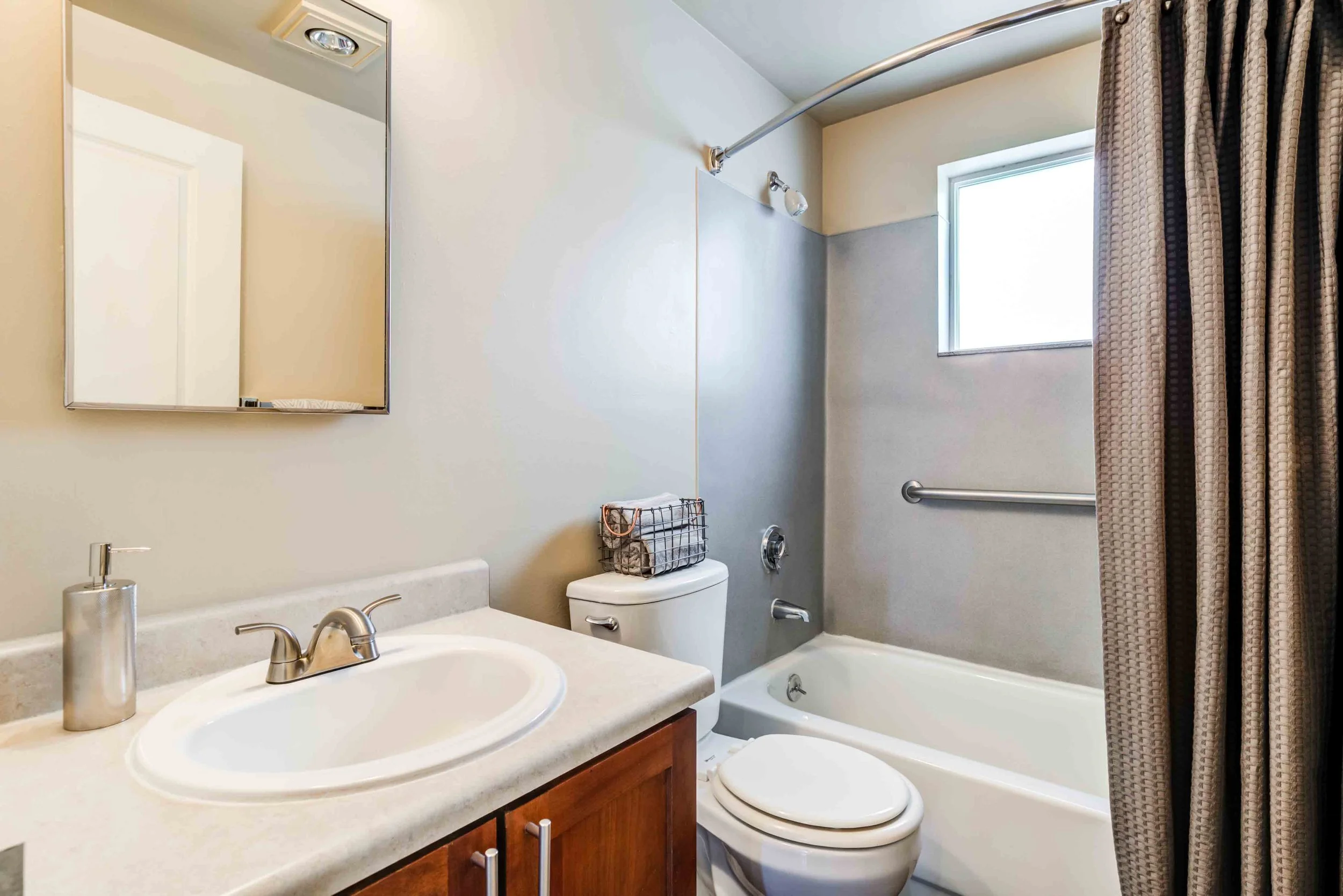 Post Alley Court-POI-008.jpg