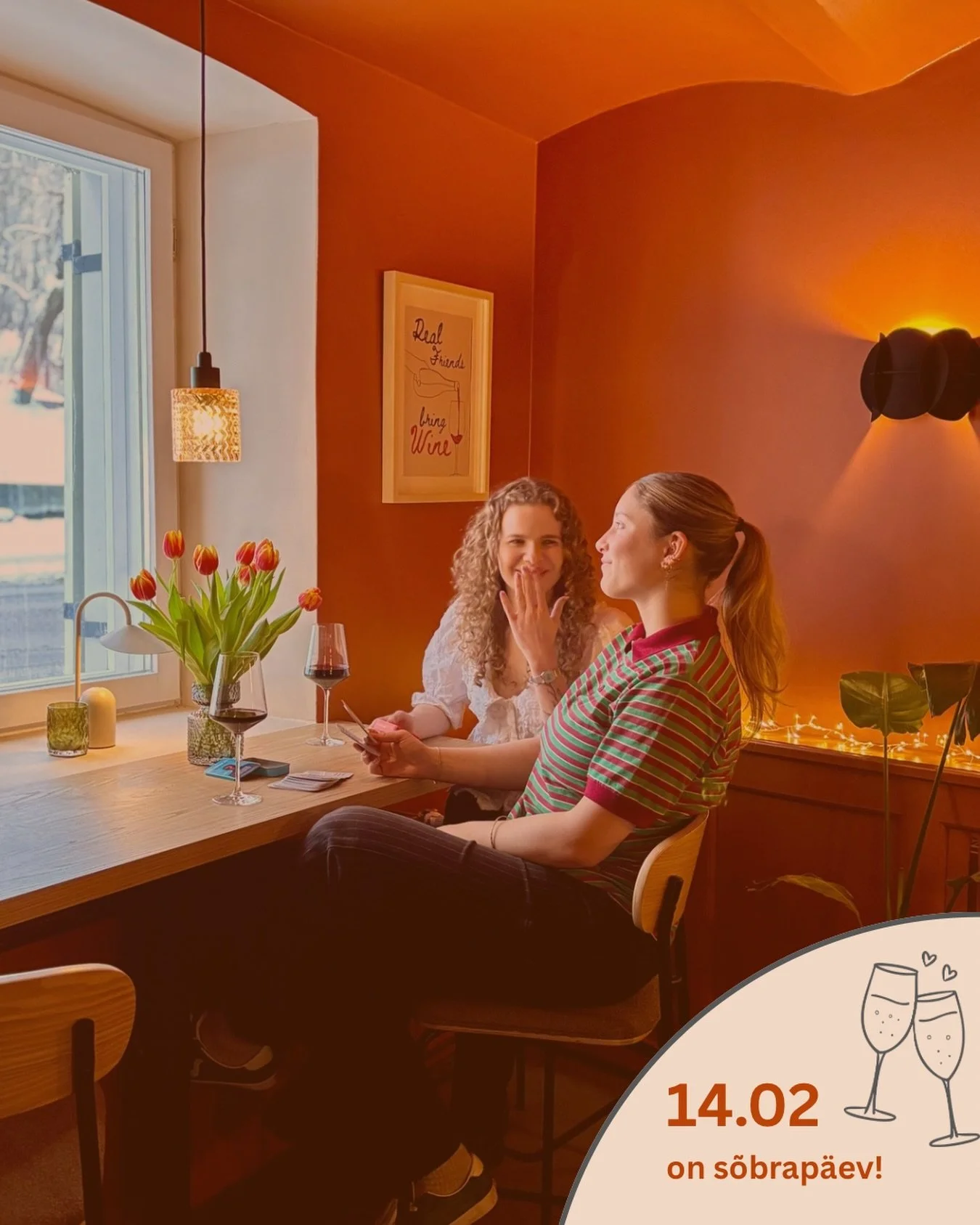 Pssst! Kas sul oli meeles, et j&auml;rgmine laup&auml;ev on s&otilde;brap&auml;ev? 
Oleks vast tore oma hea s&otilde;bra v&otilde;i kallimaga &uuml;ks m&otilde;nus veini&otilde;htu veeta. Lisa kommentaaridesse oma k&otilde;ige-k&otilde;igem s&otilde;