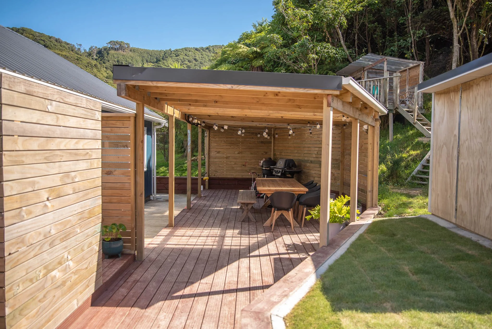 Why Lockhart Landscaping Is Trusted and Recommended
