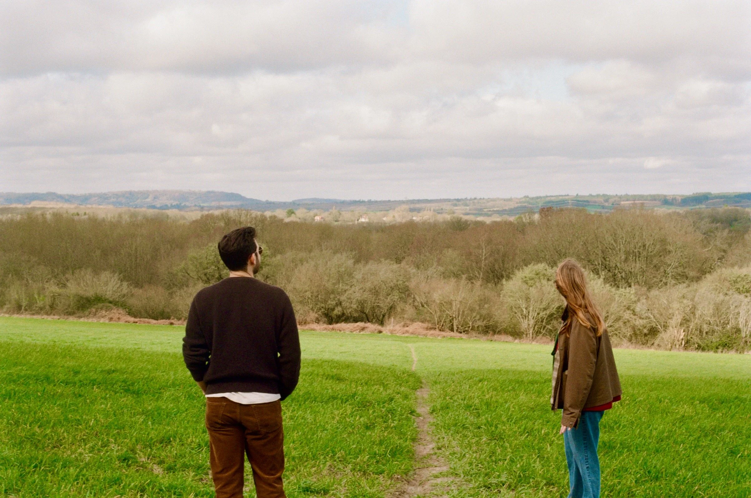 walk to the pub, west sussex