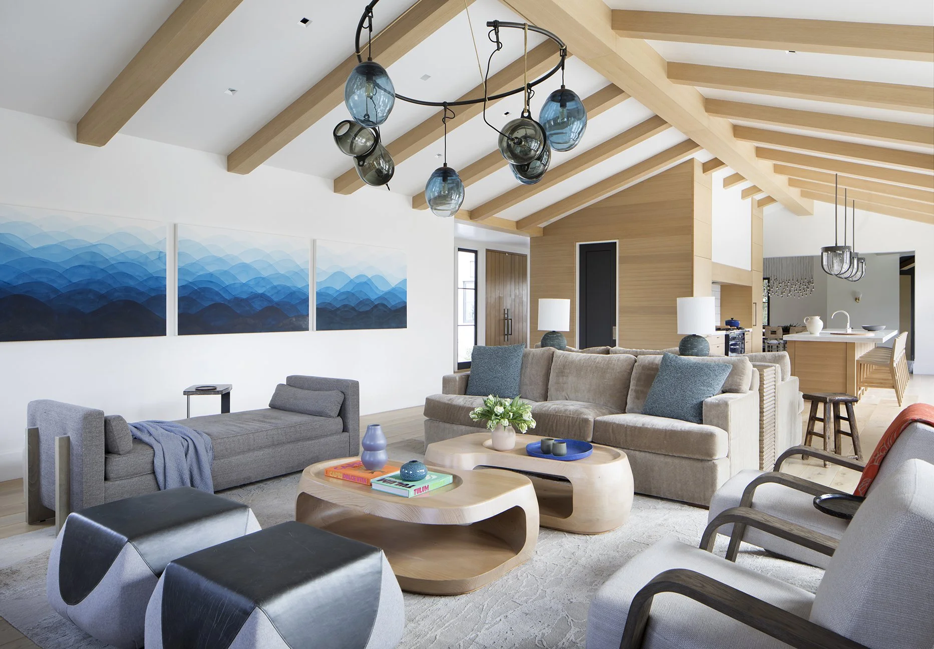  TwentyTwo  Ann Lowengart Interiors | LaFayette, CA Photographer: Paul Dyer