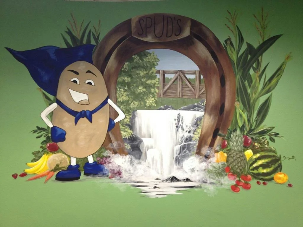 Spuds Grocery Store mural