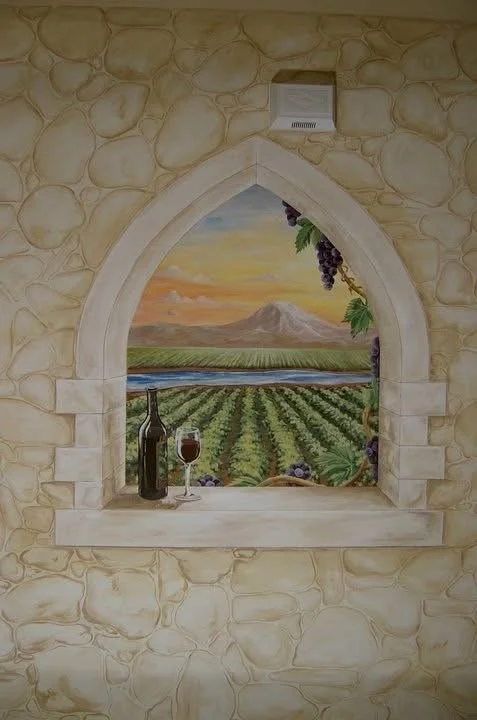 Trompe L'oeil into to vinyard