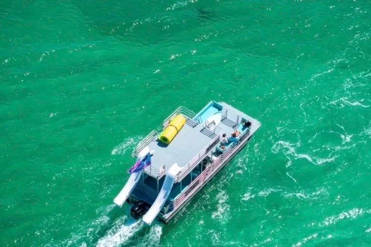 30' Double Deck Pontoon