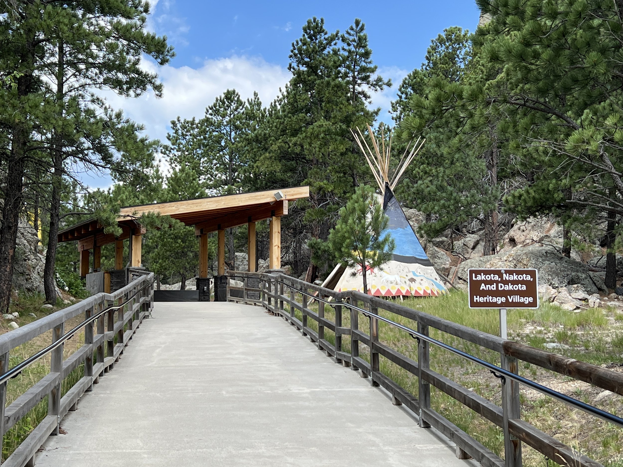 A lakota village presdiential trail.JPG