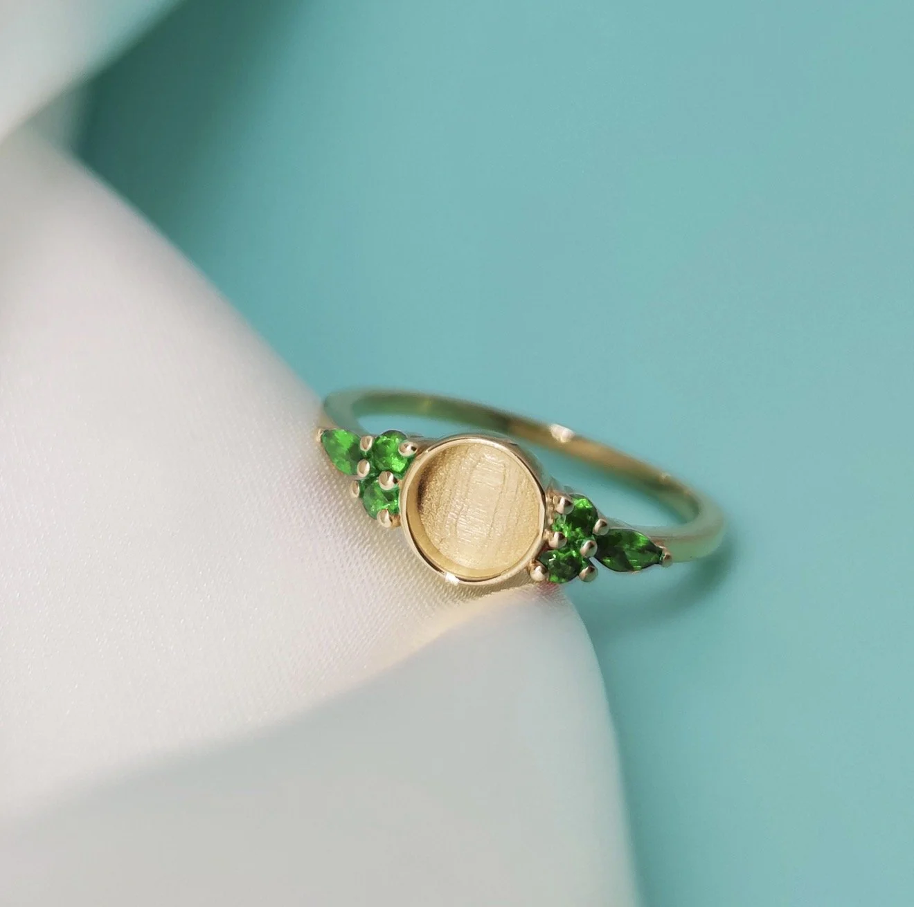 THE MIA RING