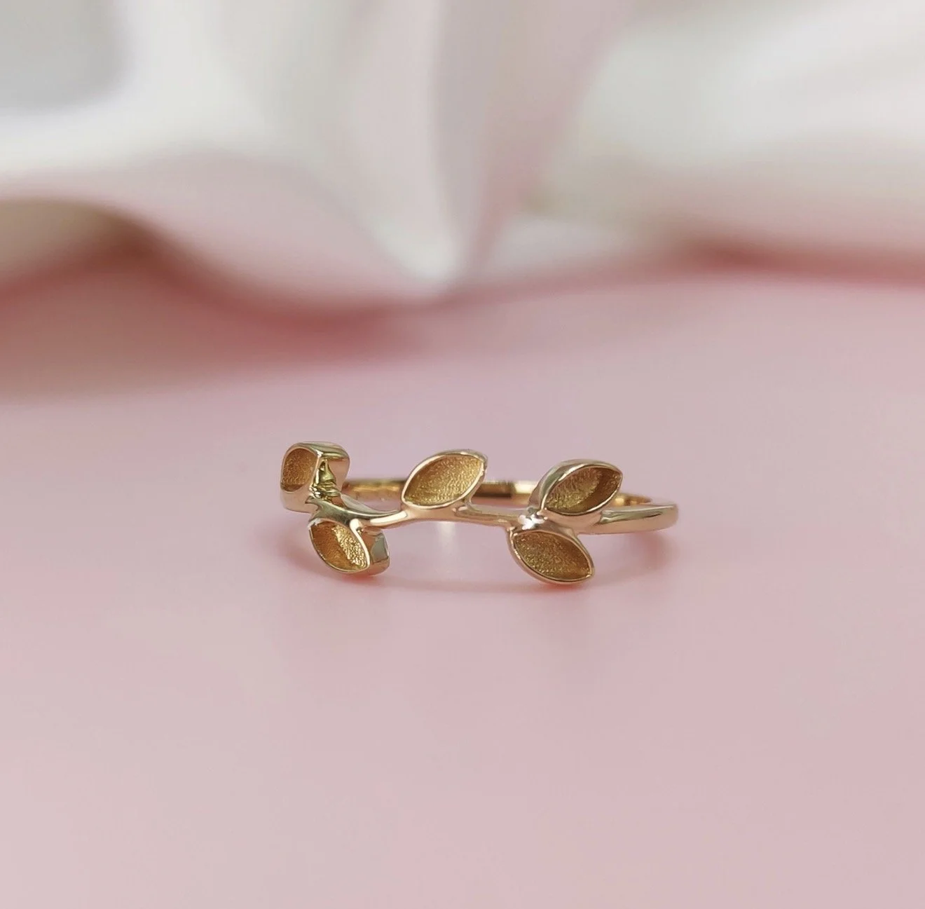 THE ROOTED IN LOVE RING