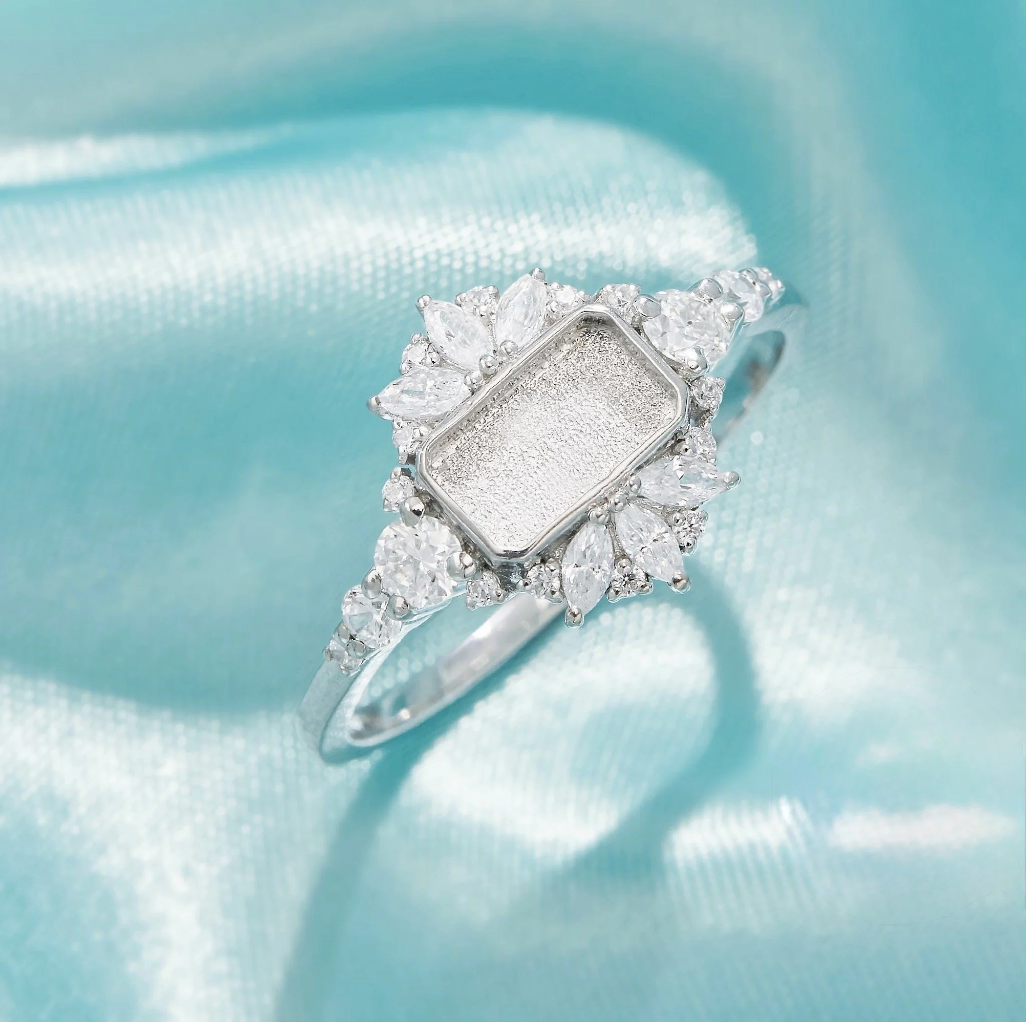 THE WRENLEE RING