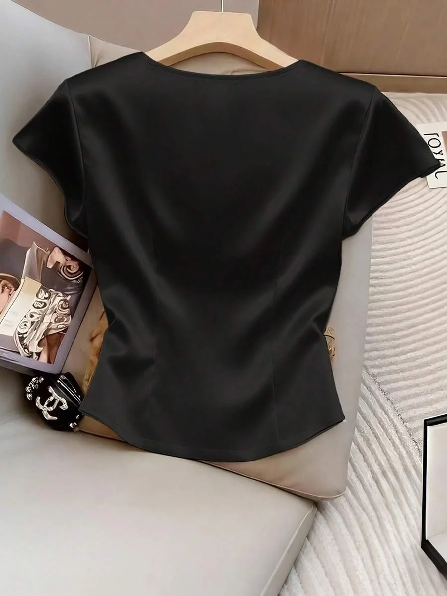 445996497_Black_1.jpeg