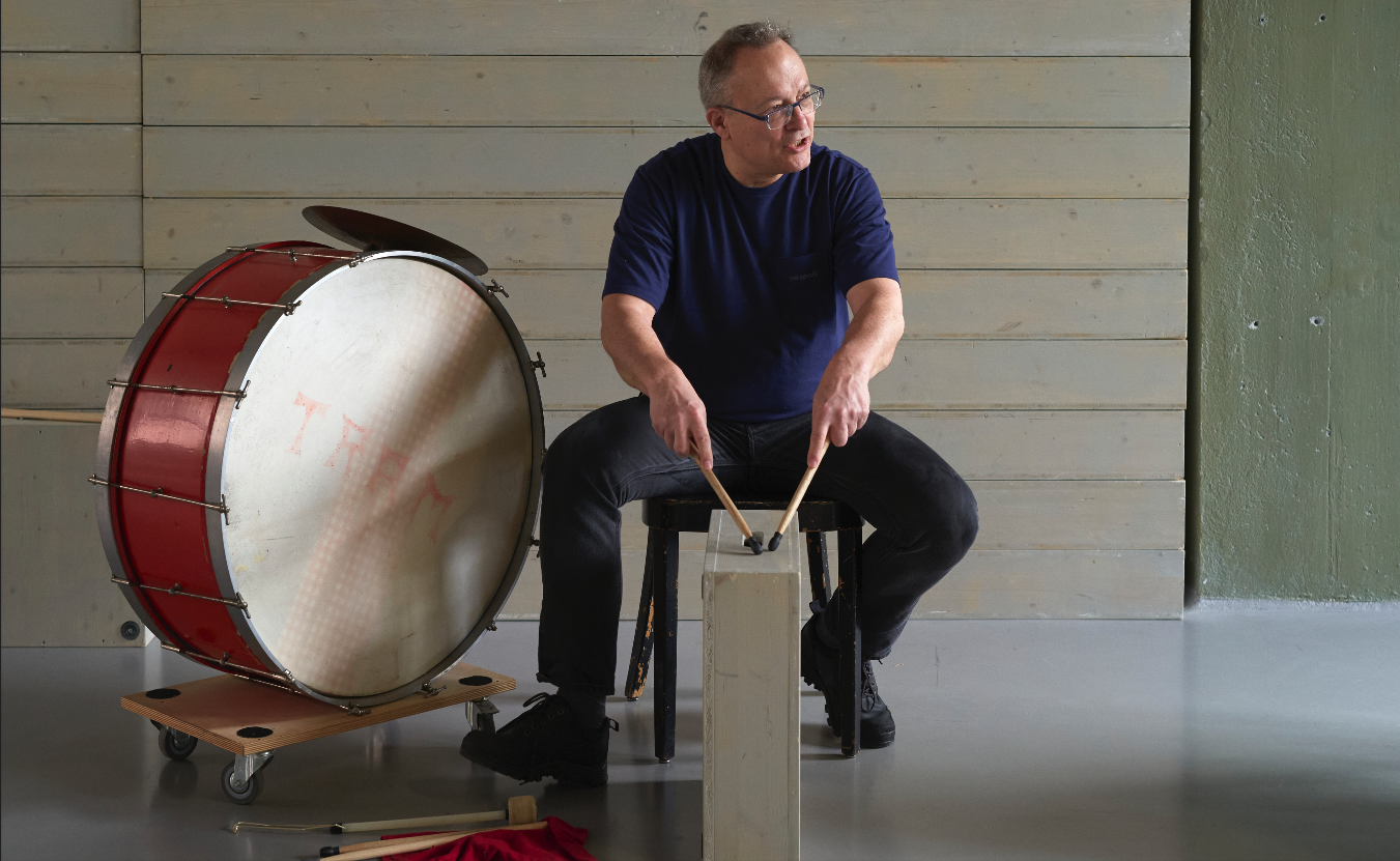 Marc Wagnon teaching percussion workshop