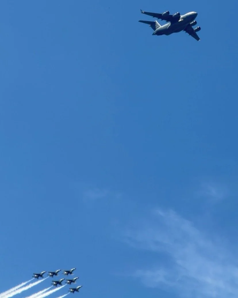 What&rsquo;s going on in sky of New York City?