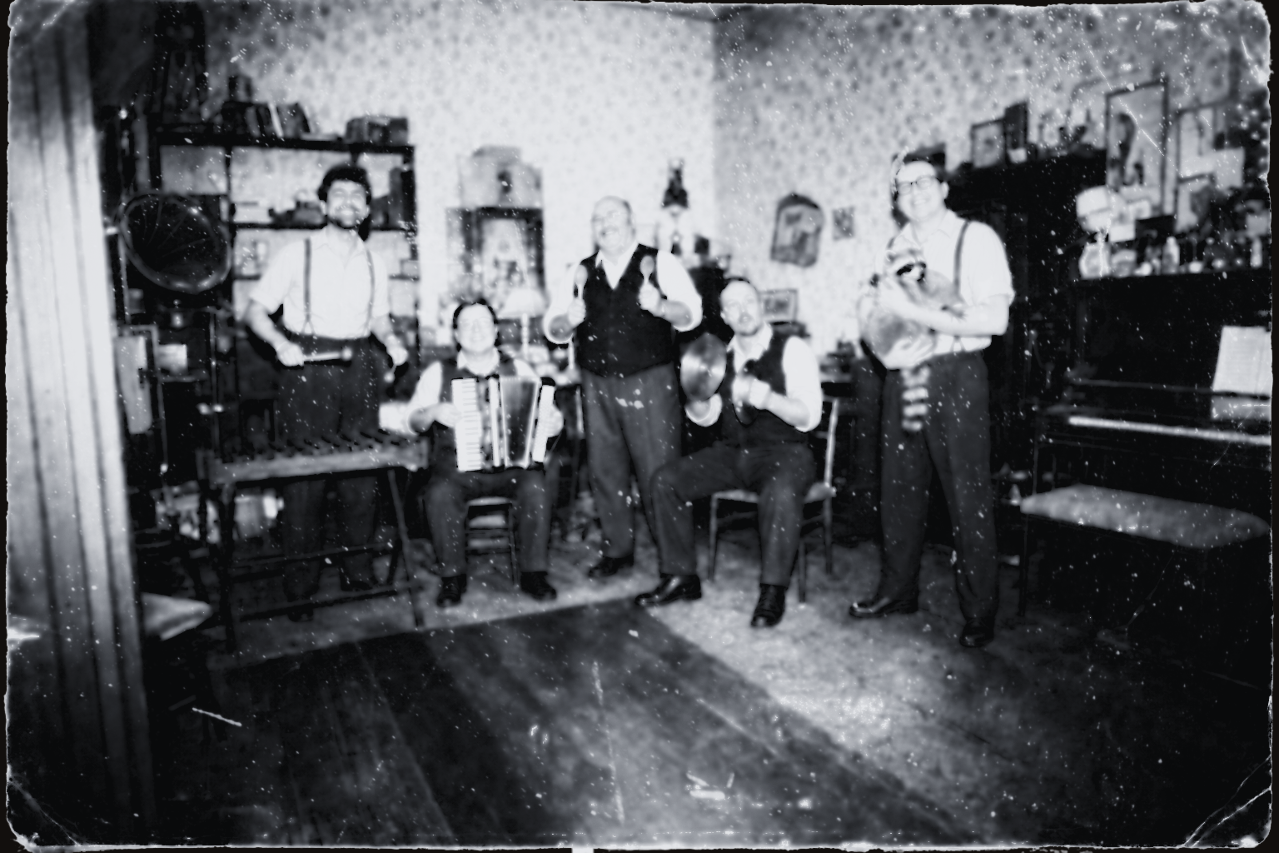parlor band blurry.png
