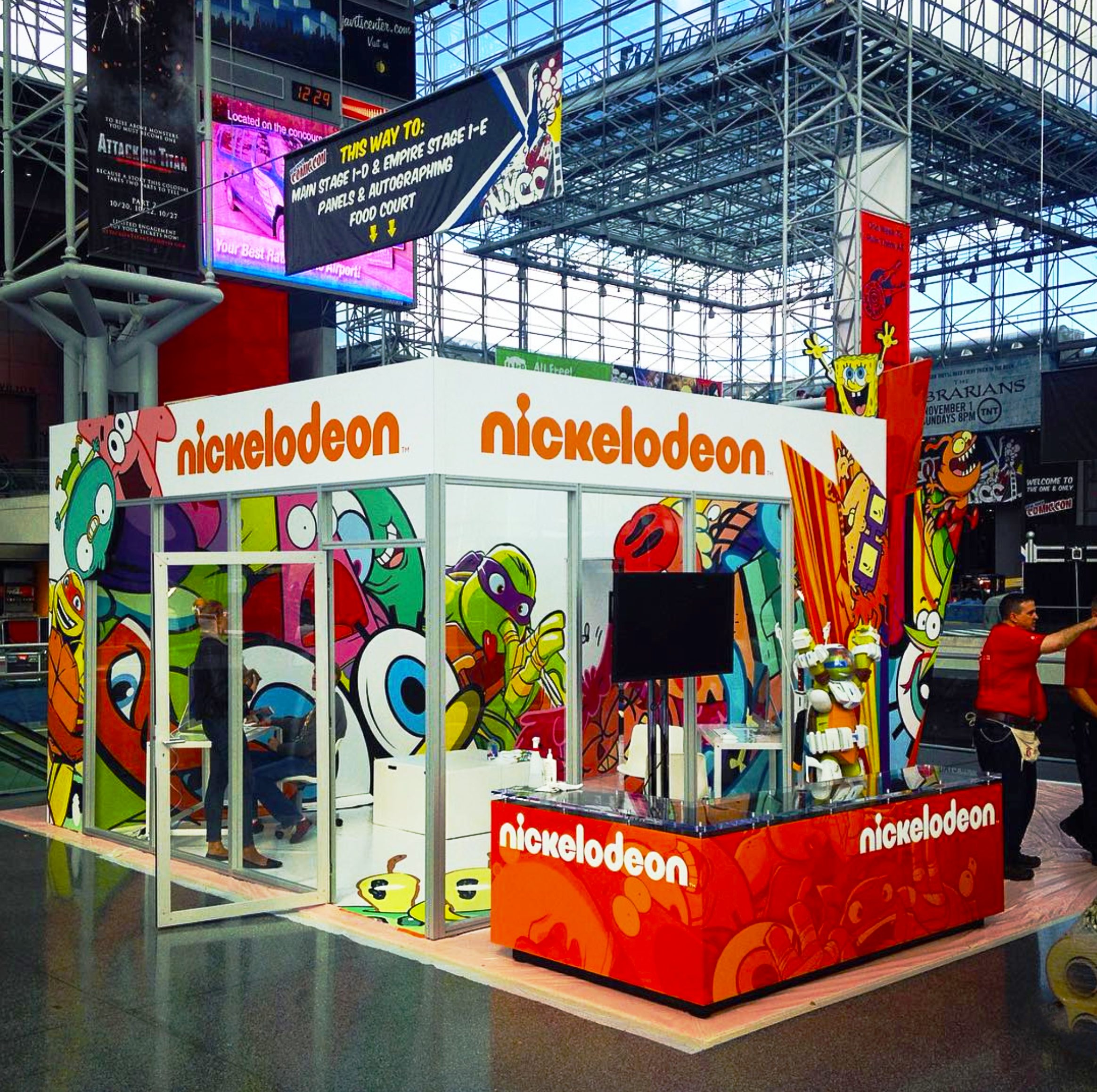 Comic Con - Art Direction: Oona Stern