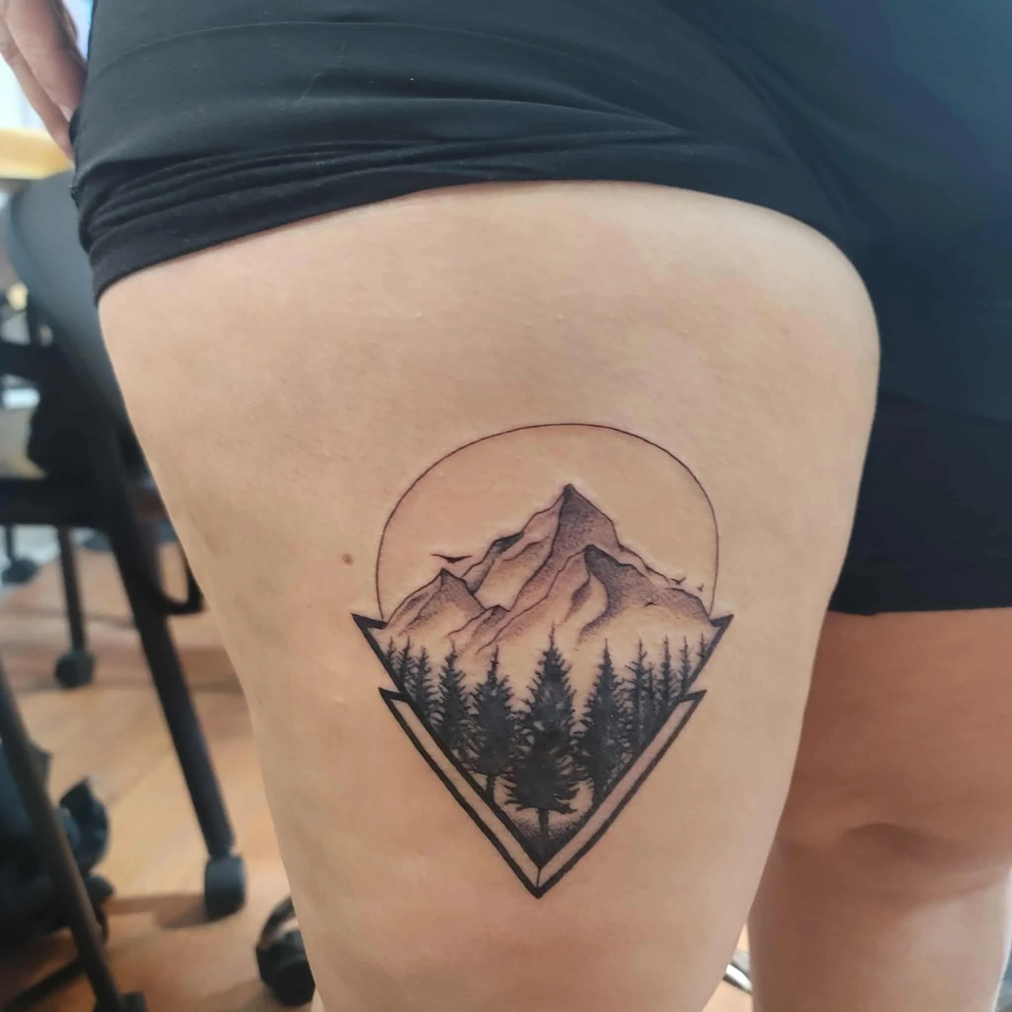 f12305a6-16cd-4853-b824-88b77c51af5b.jfif