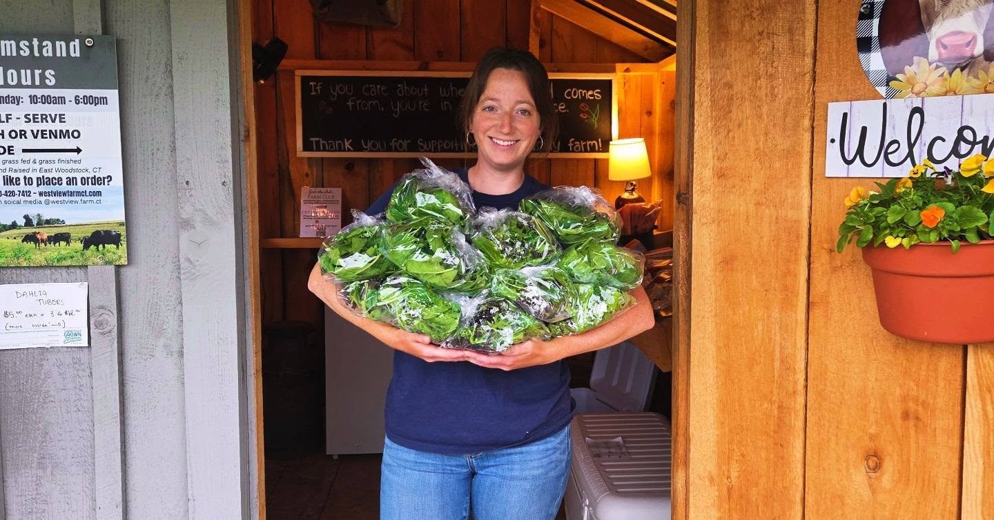 Memorial Day Weekend ready!

Mixed baby greens &amp; spinach for your salads 🥗
Burgers, beef hot dogs, kielbasa &amp; steaks for your grill 🍔
Fresh chicken eggs for deviled eggs 🥚

Plus find us with all these goods @staffordfarmersmarketct on Satu