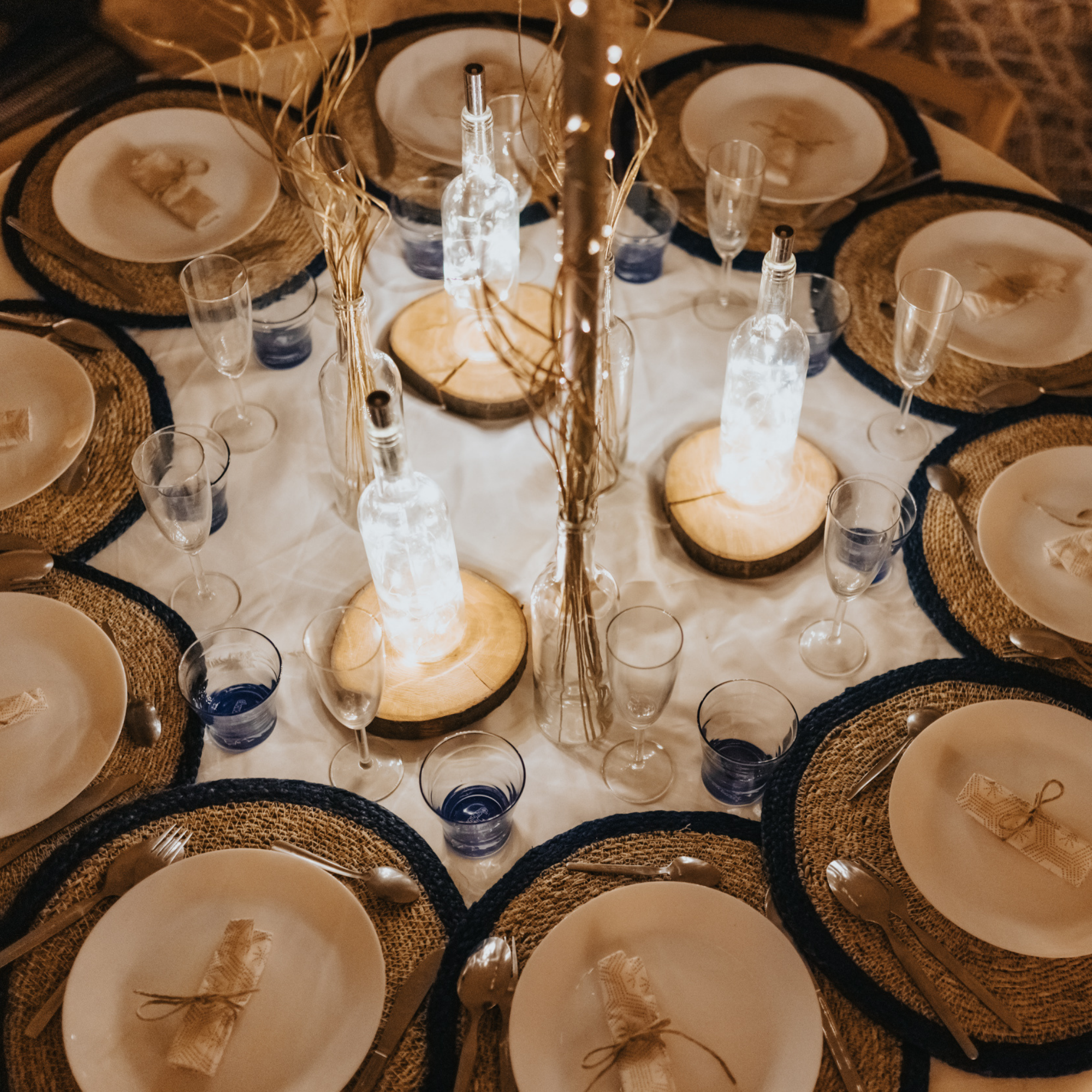 connect-event-location-CE0036-planchettes-en-bois-naturel-ambiance.png