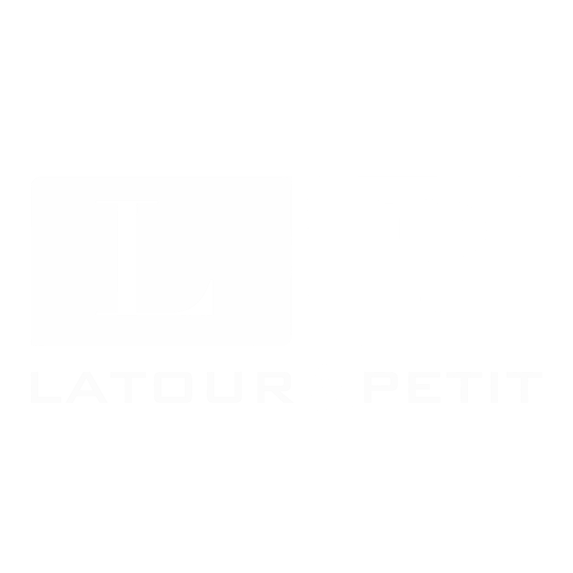 Logo de LATOUR & PETIT, une entreprise spécialisée dans l'équipement pour les professionnels et les particuliers, avec des lettres noires sur fond blanc.