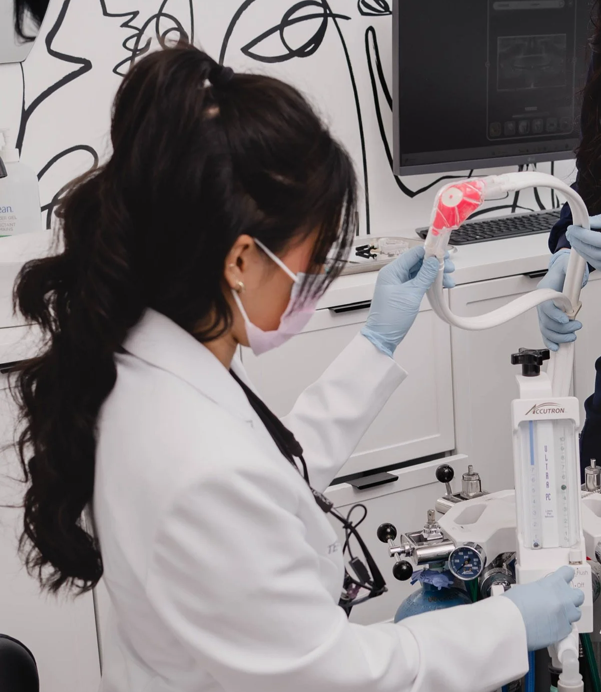 Cold sore removal consultation at Teeth & Beauty dental clinic in Toronto.