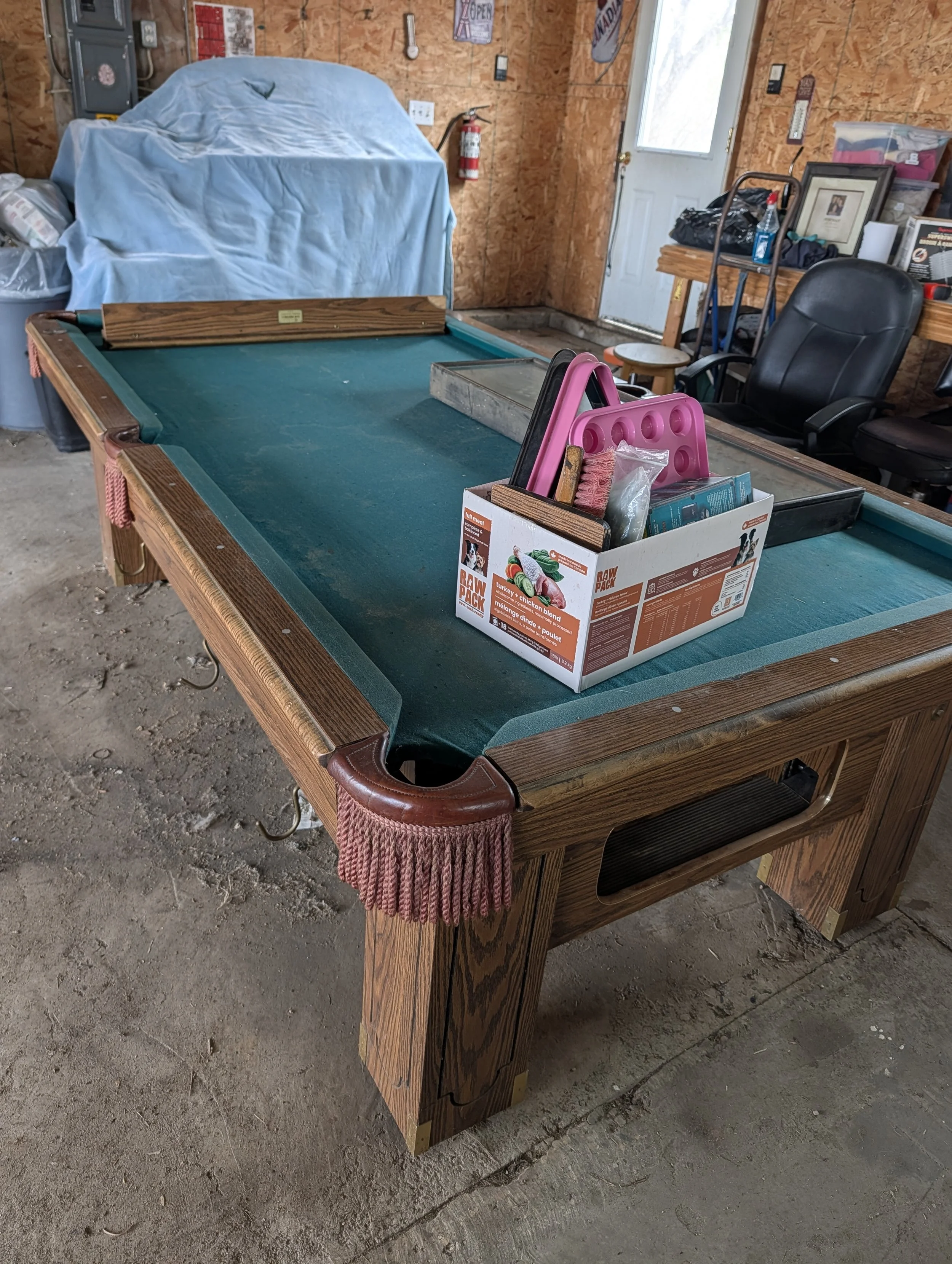 Competition Pool Table with Slat Table Top