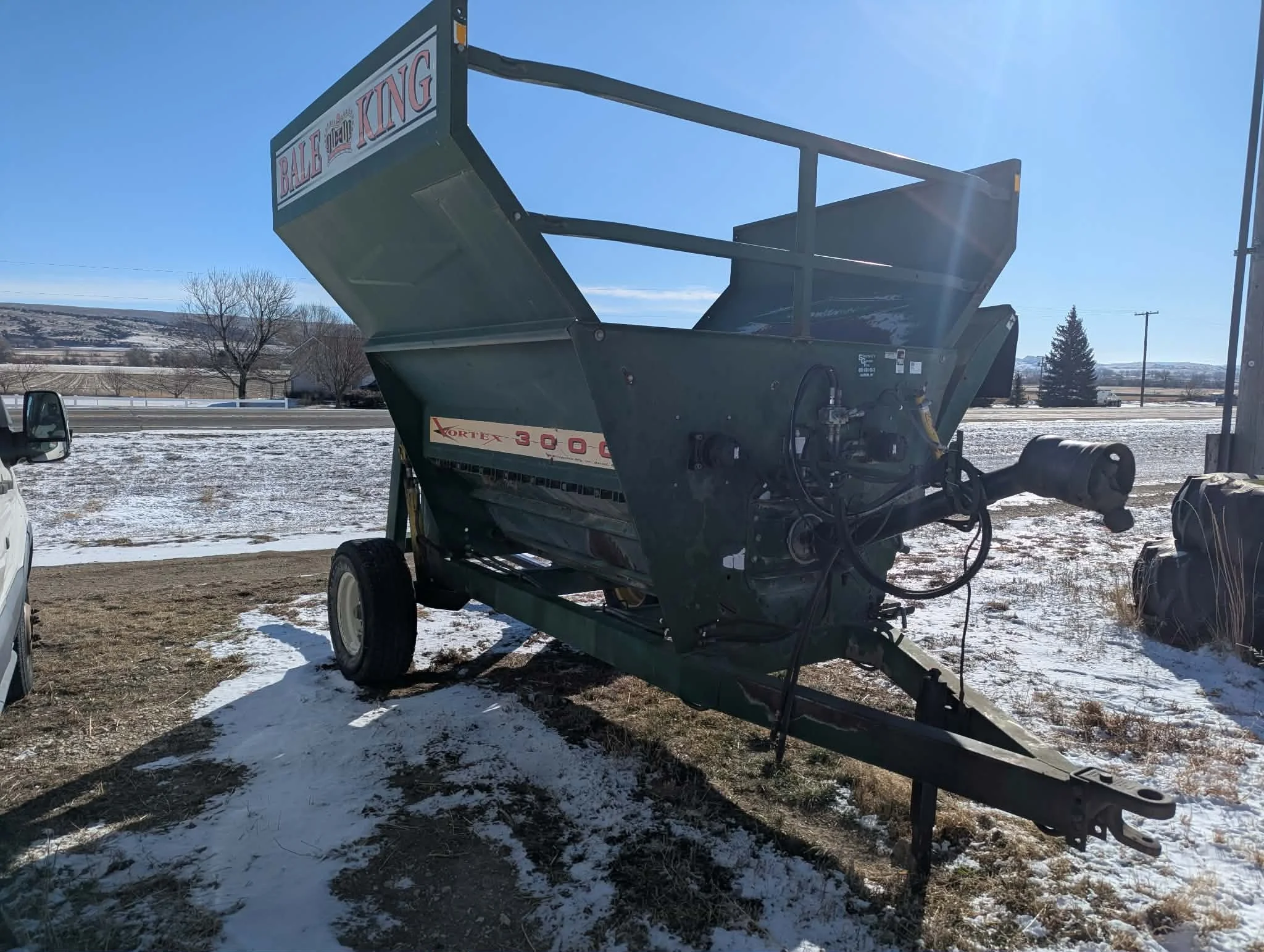 Bale_King_Vortex_3000_Front_RH.jpeg